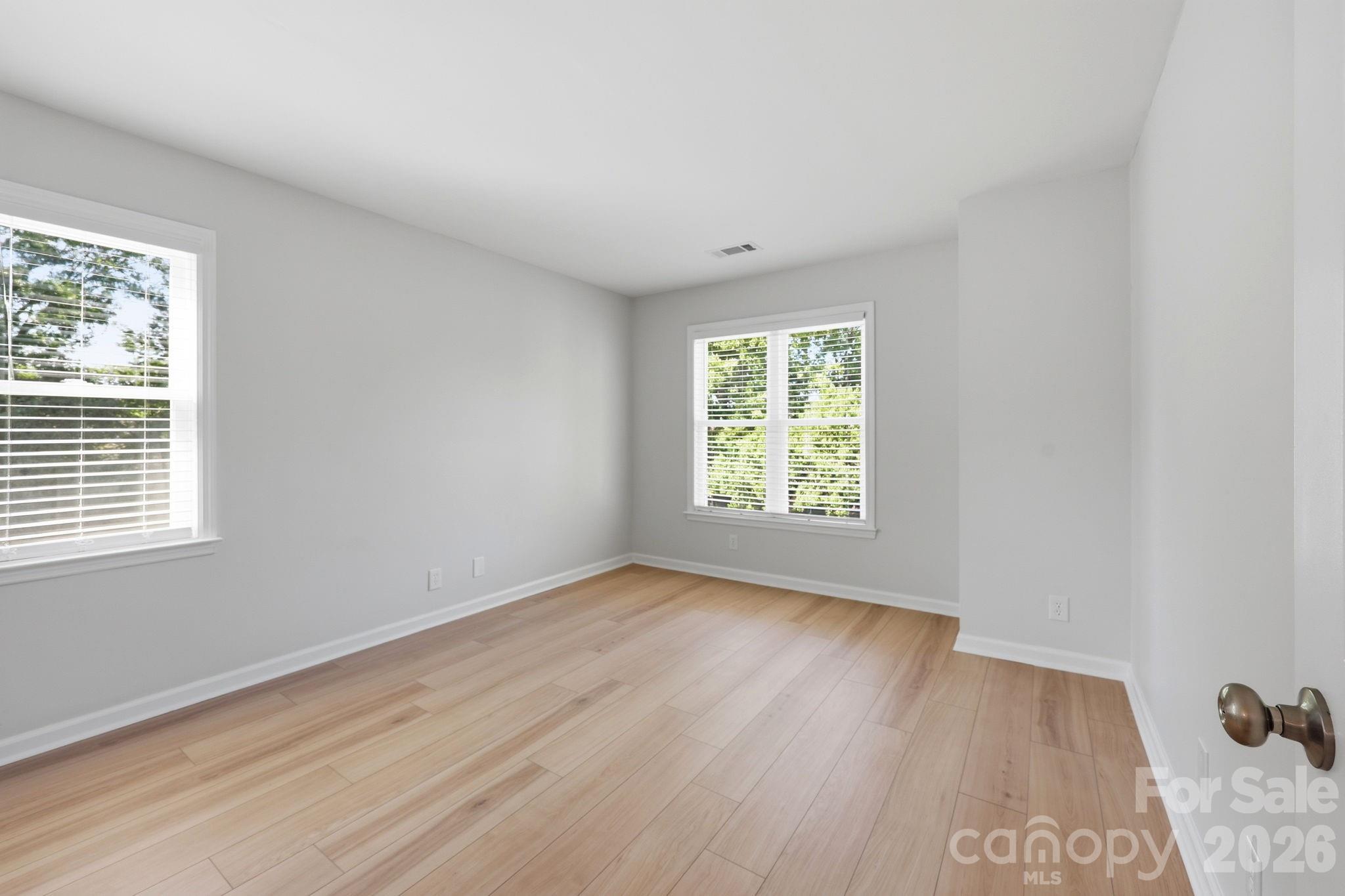 18801 Nautical Drive 304 Property Photo 9
