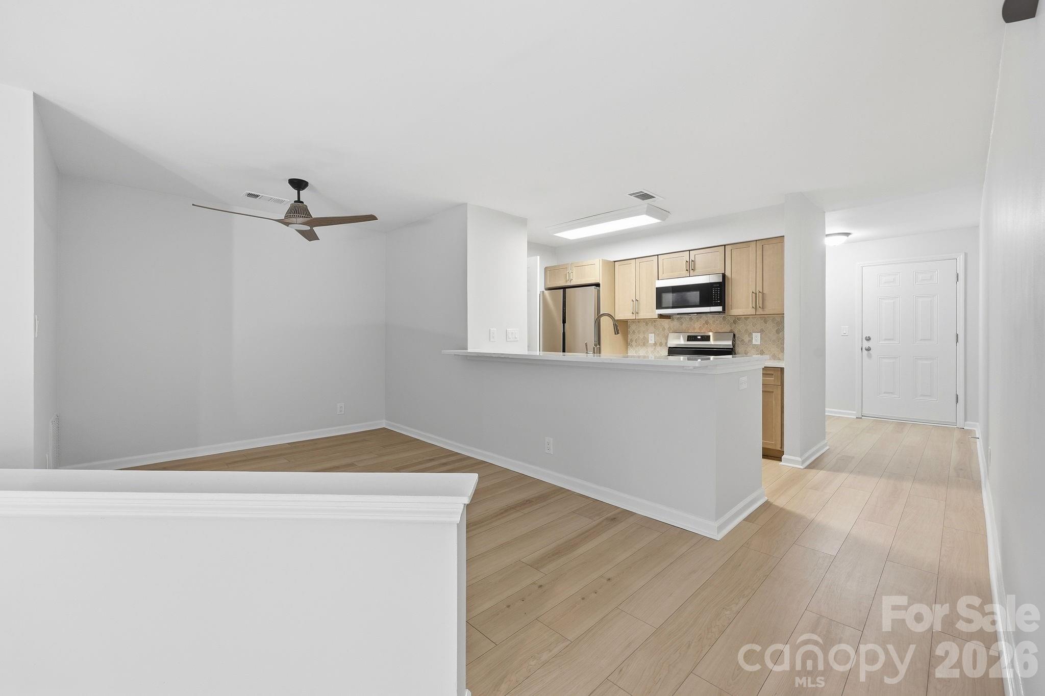 18801 Nautical Drive 304 Property Photo 23