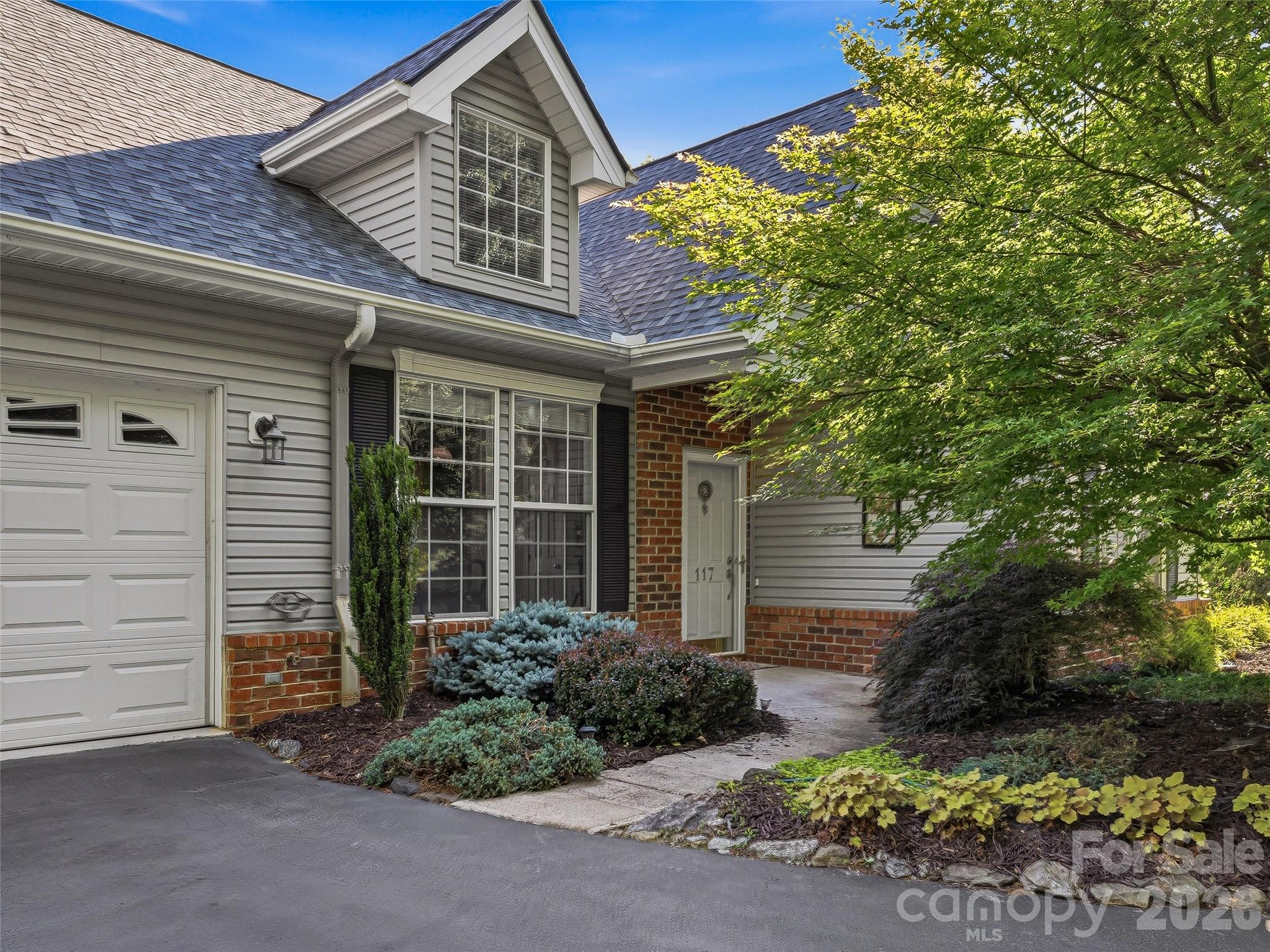 117 Hibiscus Lane Property Photo 1