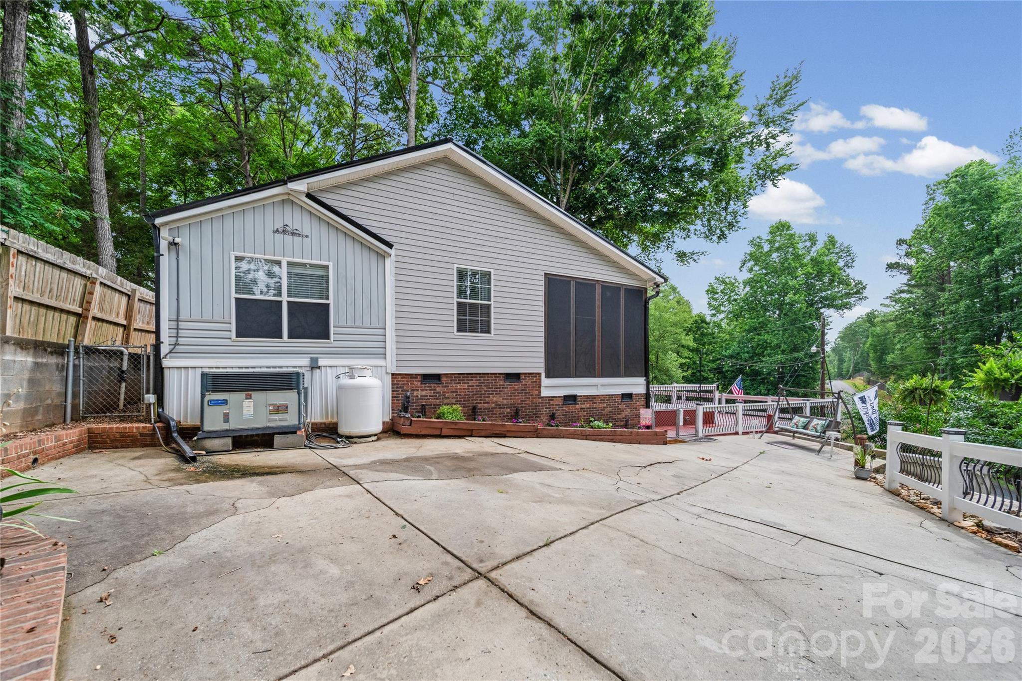 278/280 Lake Tillery Trail Property Photo 7