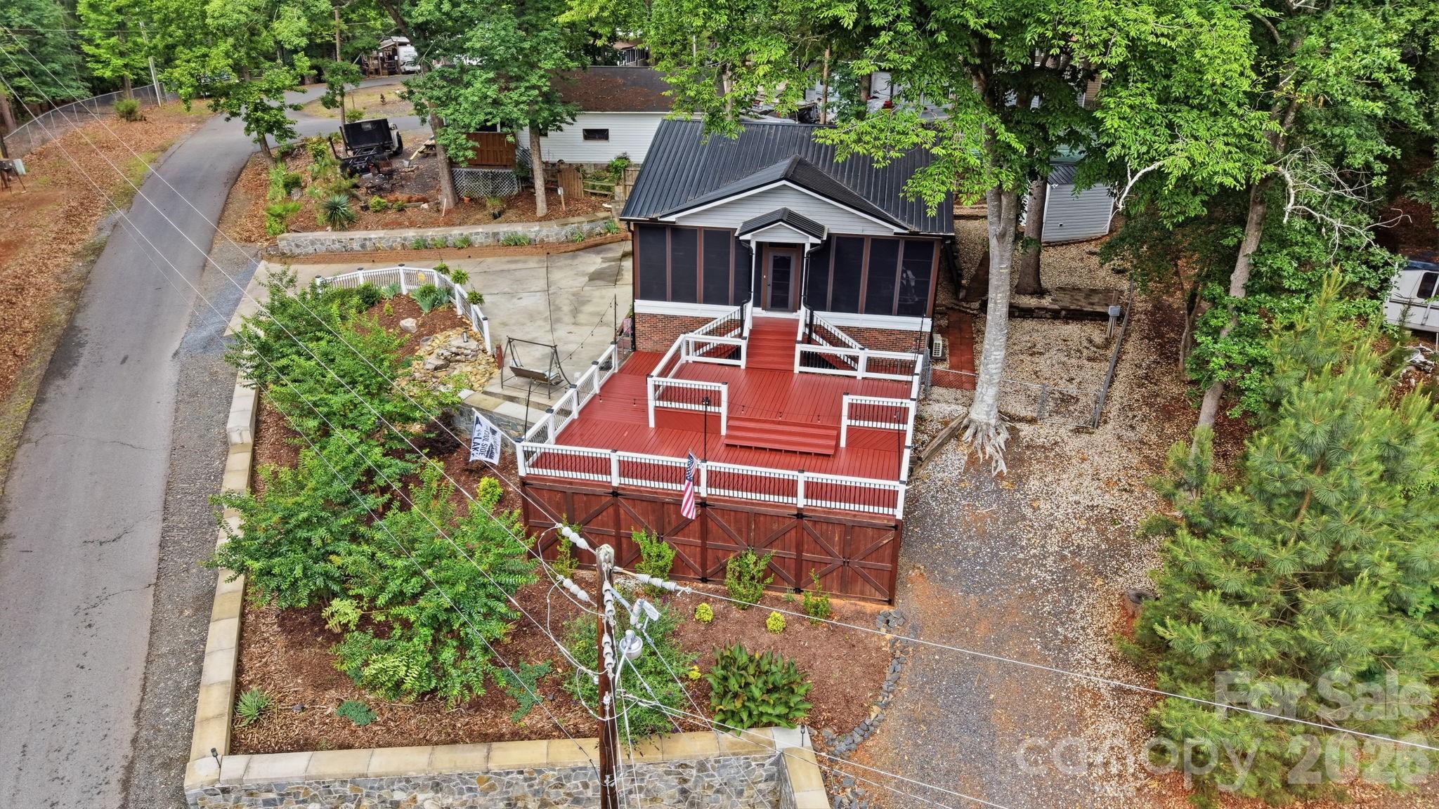 278/280 Lake Tillery Trail Property Photo 16
