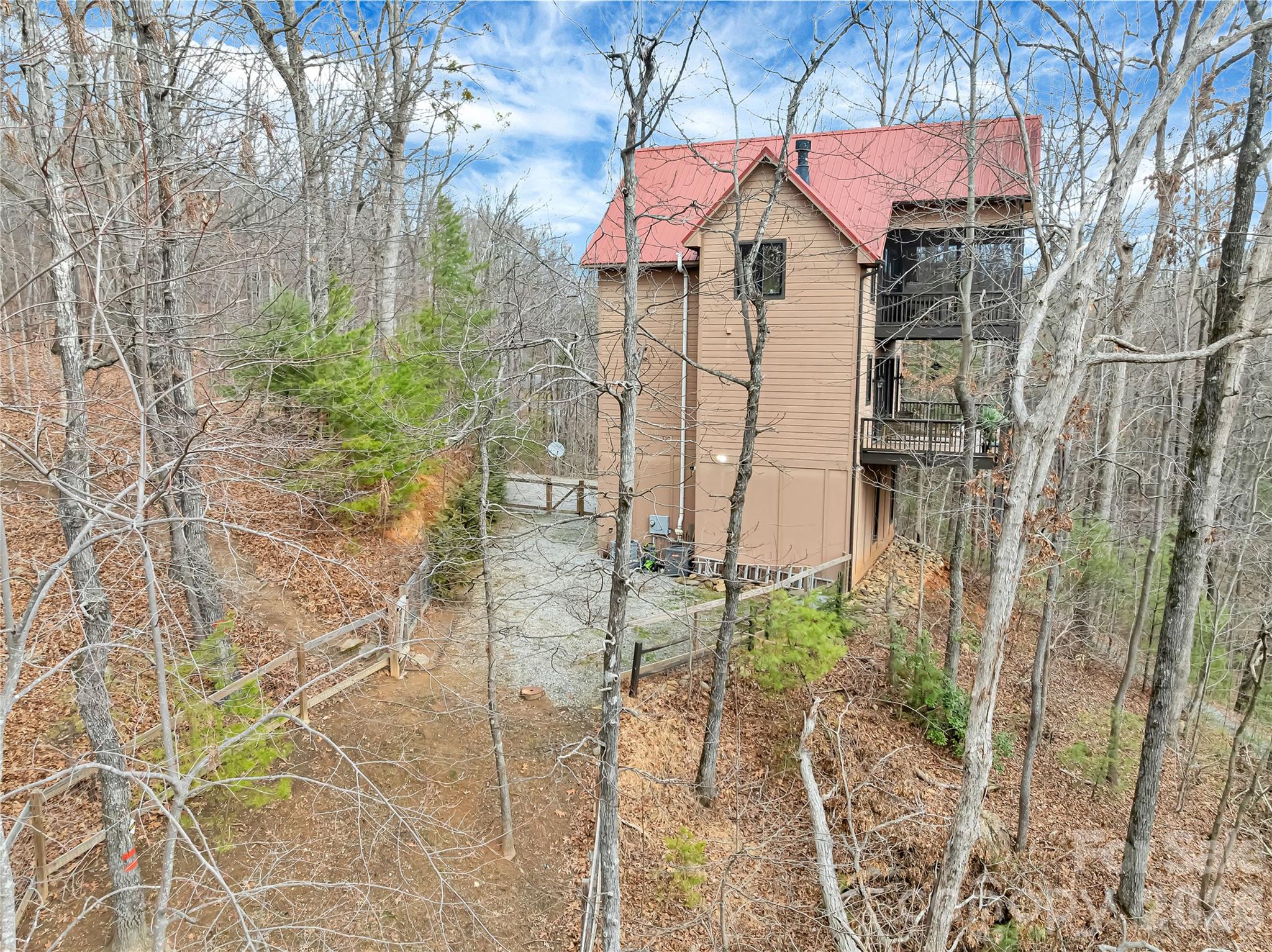 184 Deep Woods Lane Property Photo 4