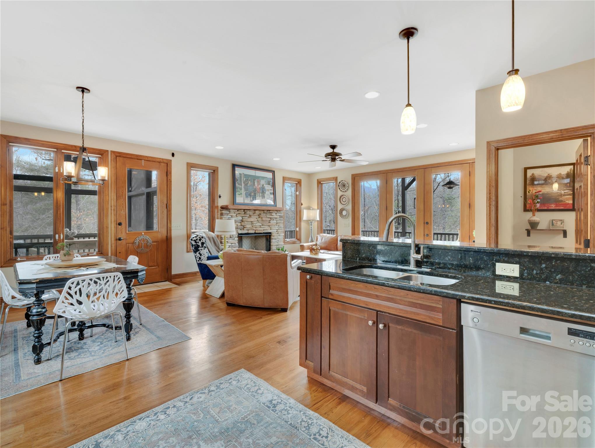 184 Deep Woods Lane Property Photo 14