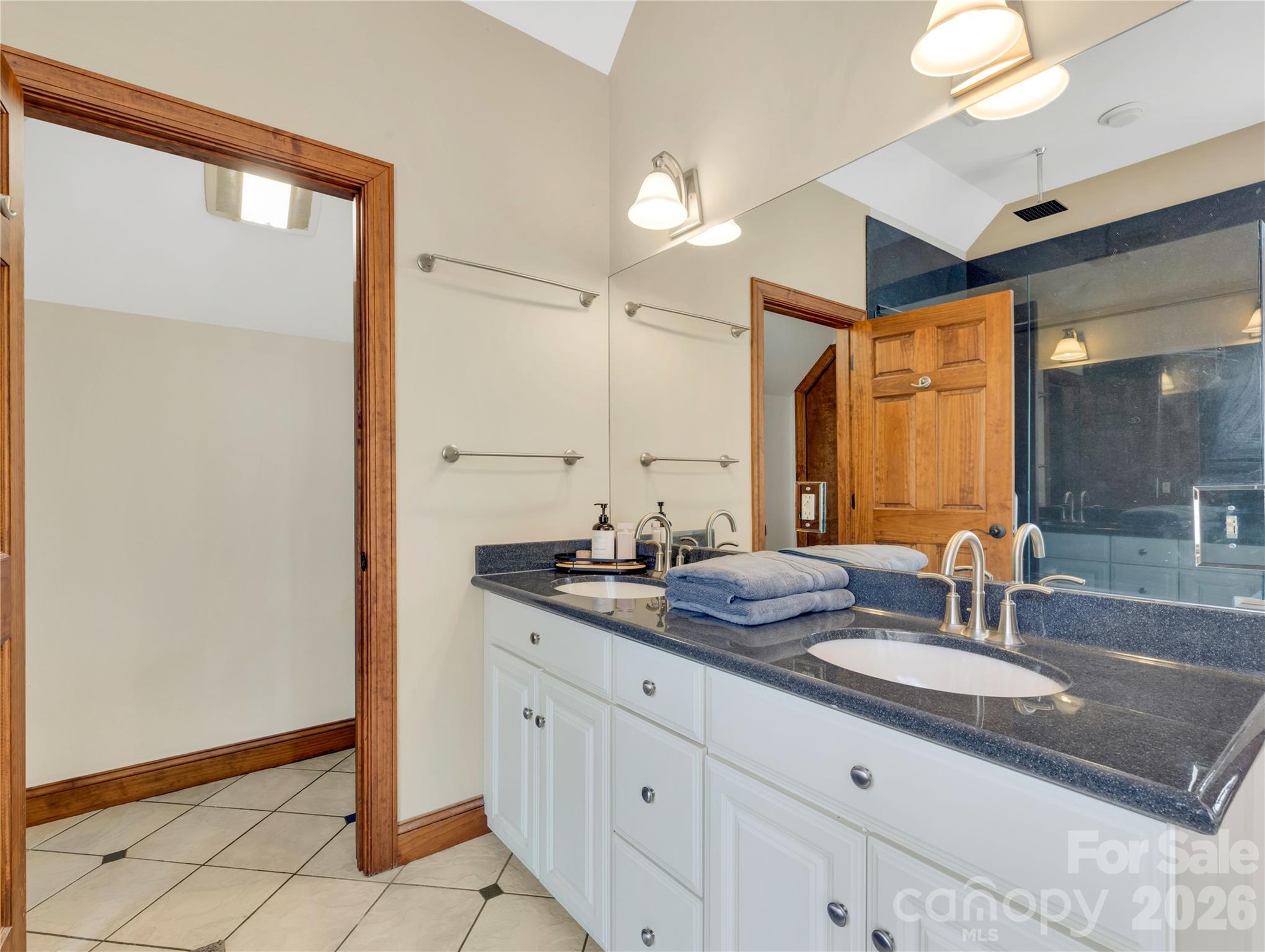 184 Deep Woods Lane Property Photo 25