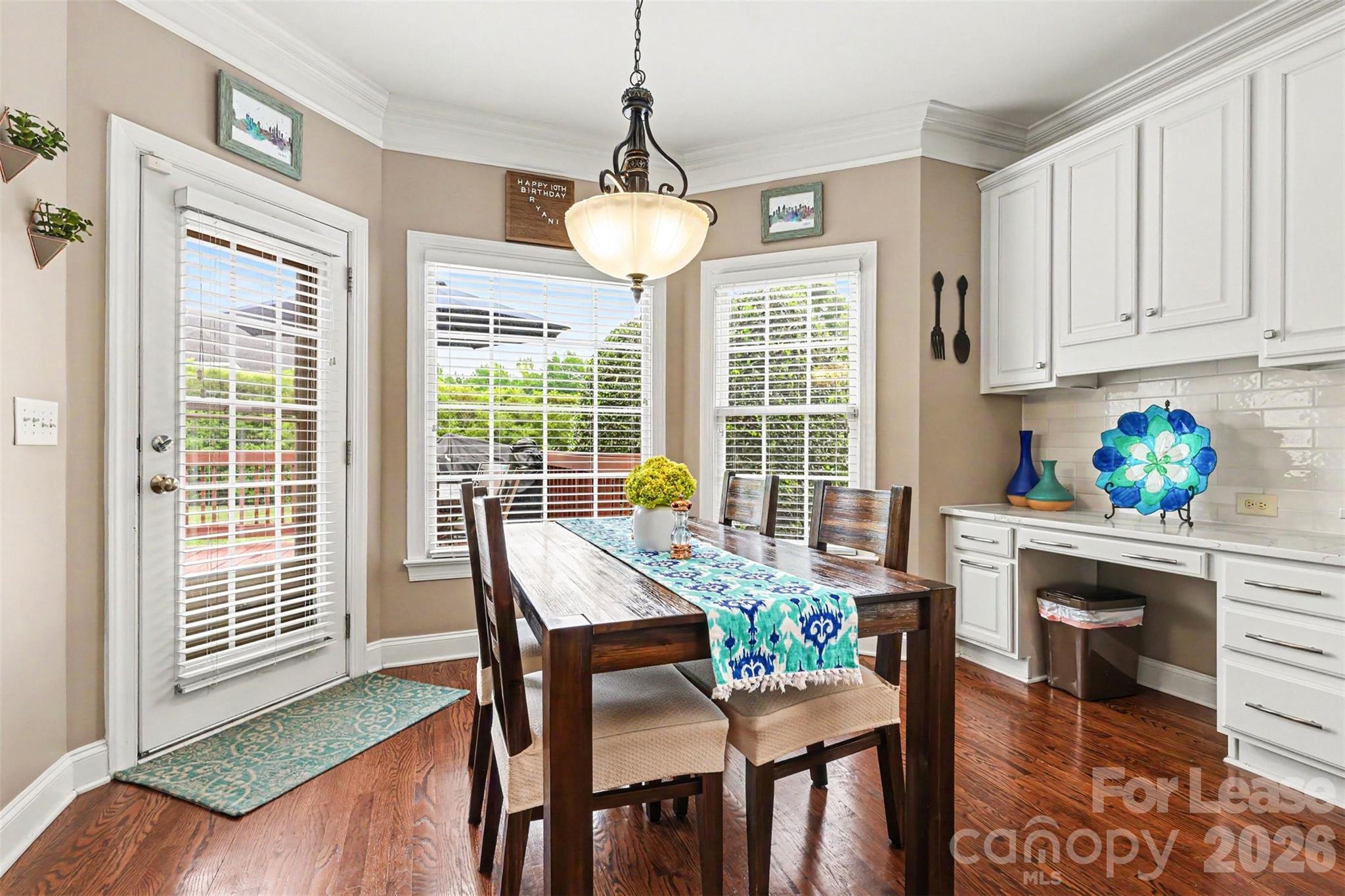 3908 Voltaire Drive Property Photo 14