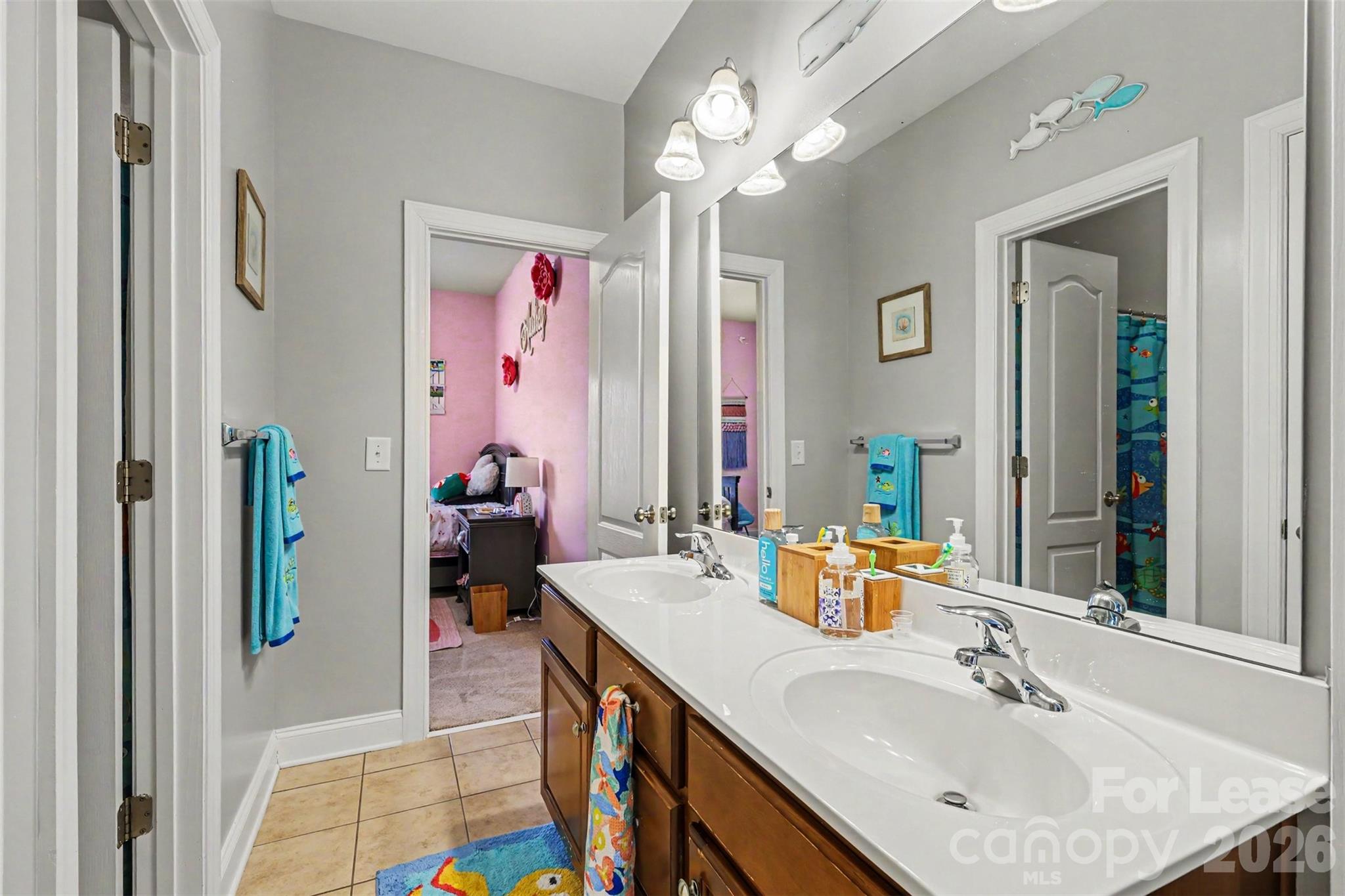 3908 Voltaire Drive Property Photo 34