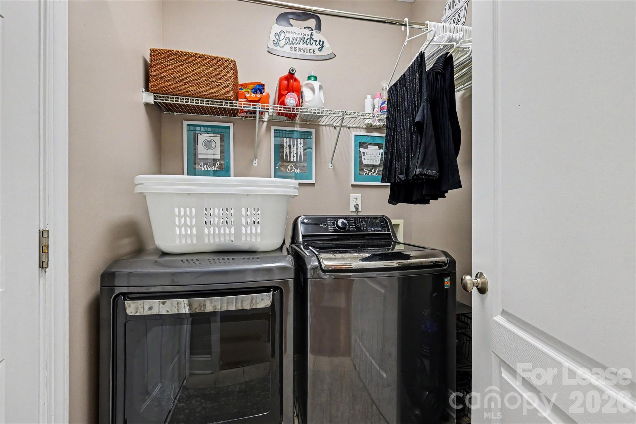 3908 Voltaire Drive Property Photo 36