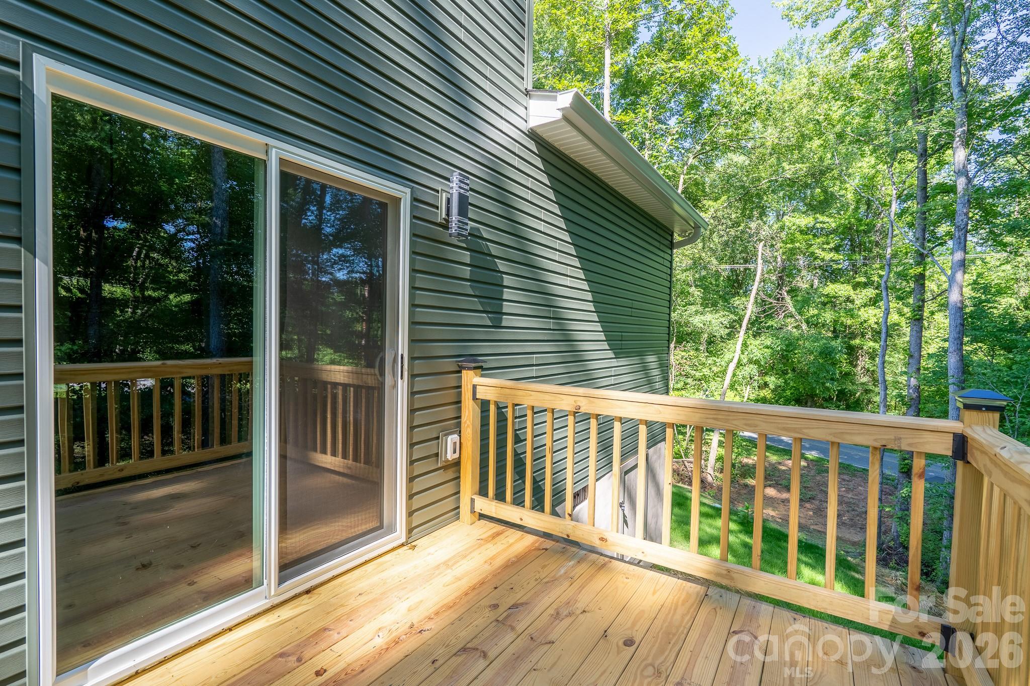 610 Queens Drive Property Photo 13