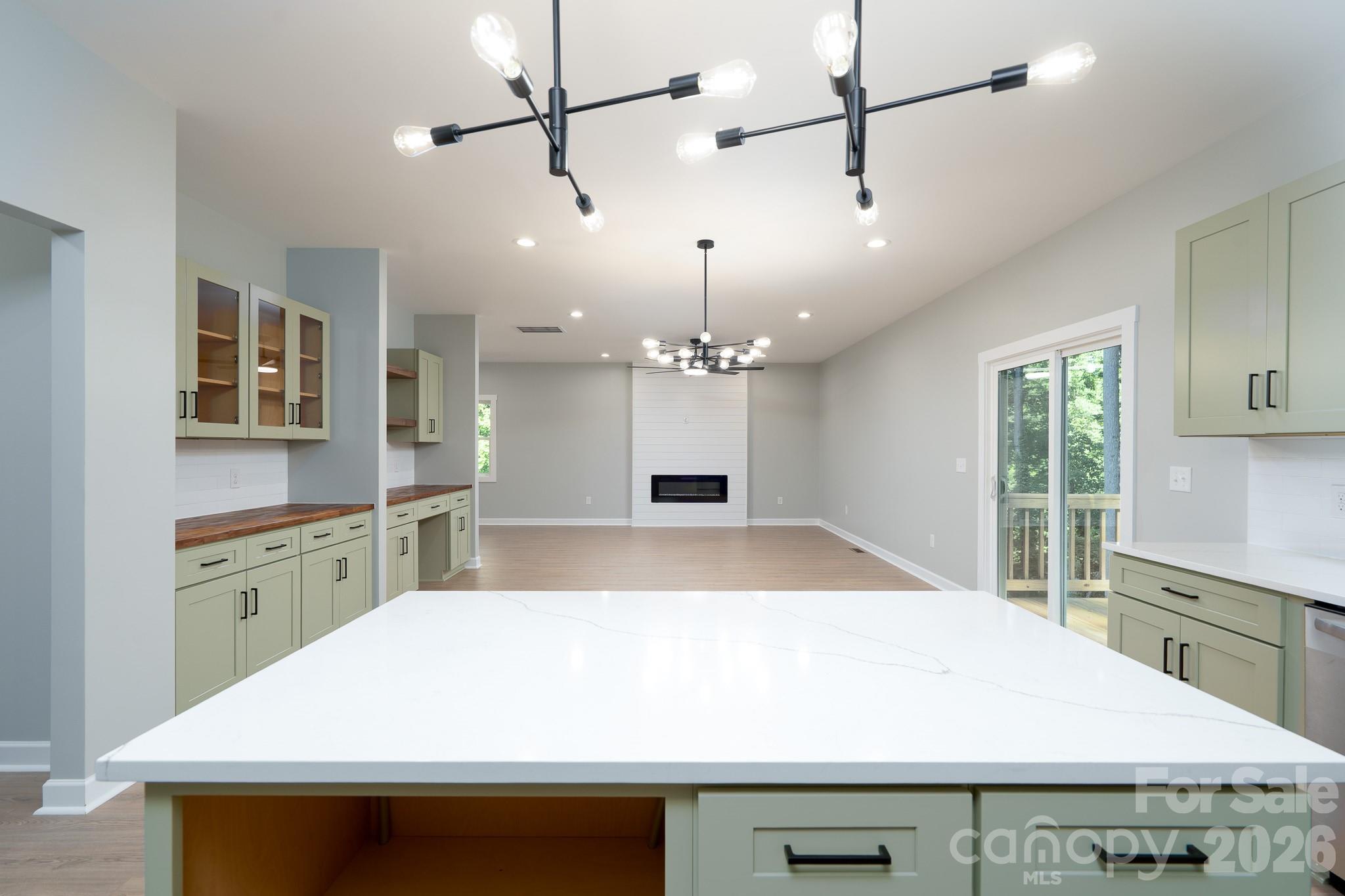 610 Queens Drive Property Photo 24