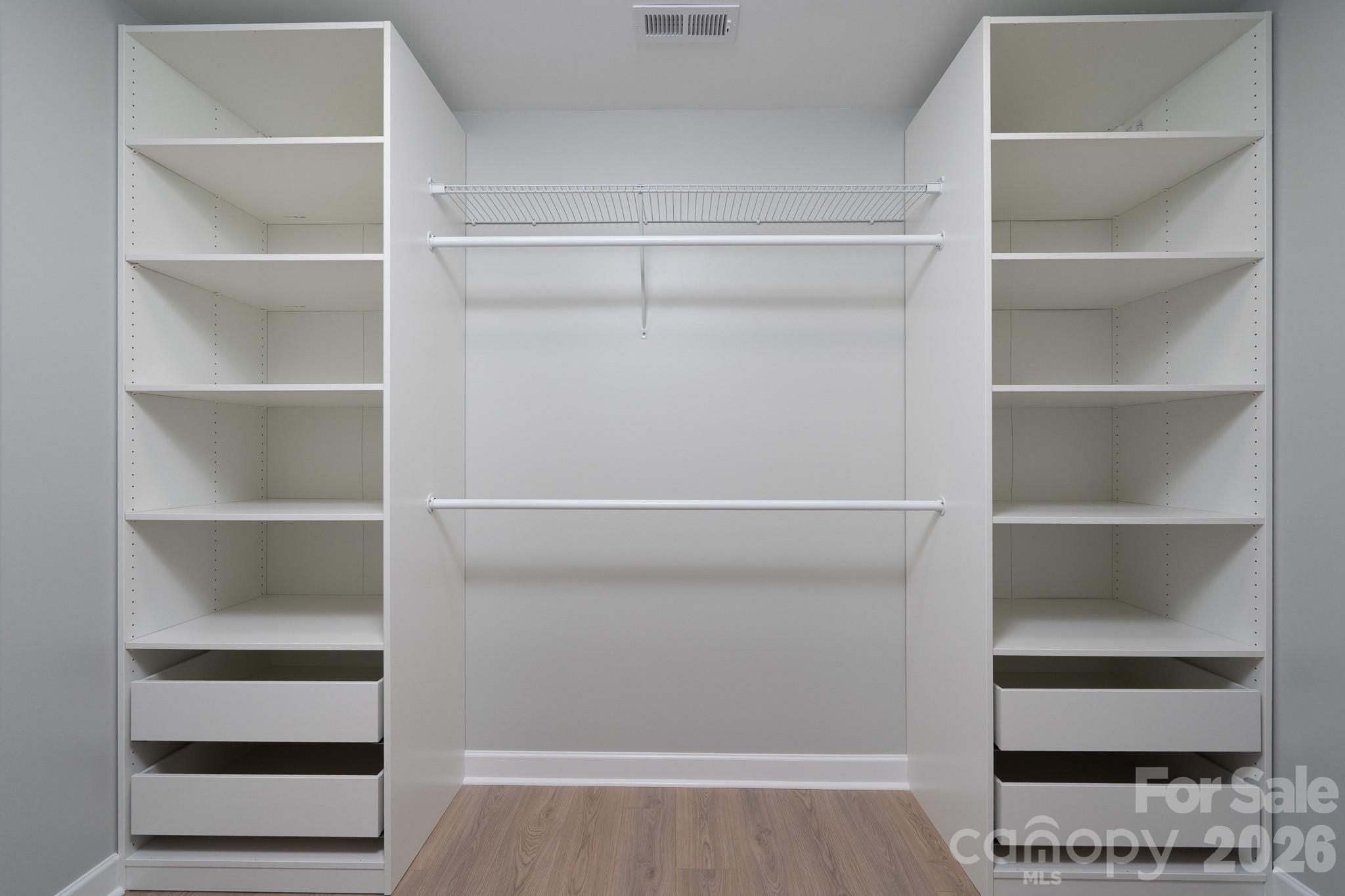 610 Queens Drive Property Photo 35