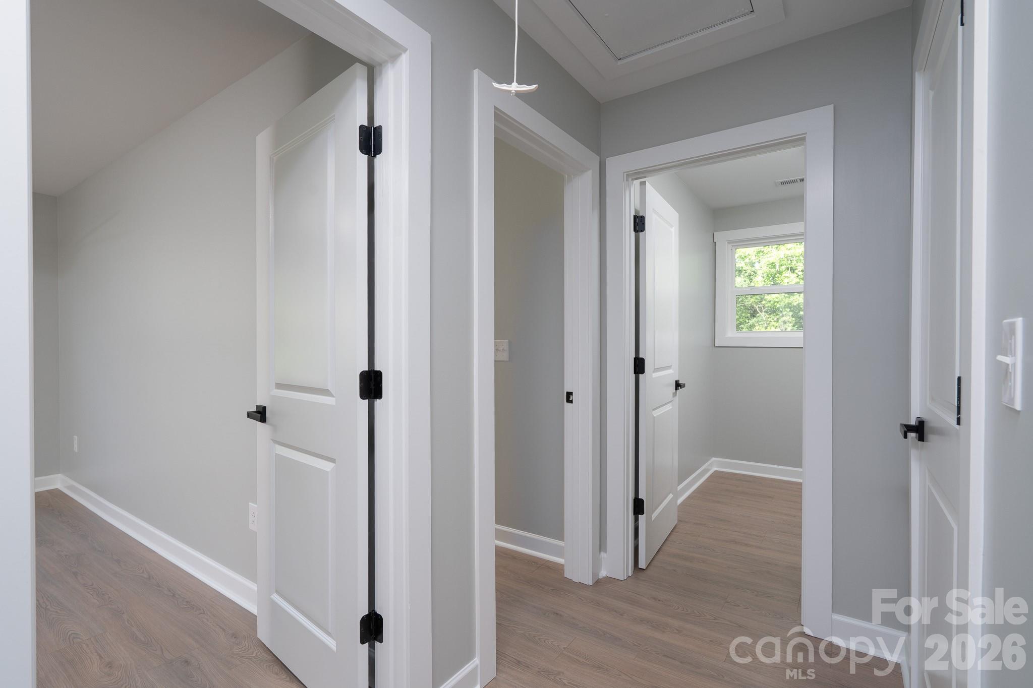610 Queens Drive Property Photo 39