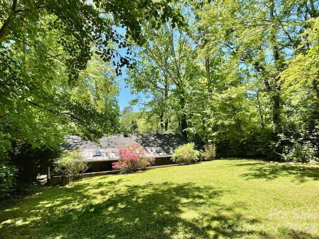 213 N Park Lane Property Photo 8