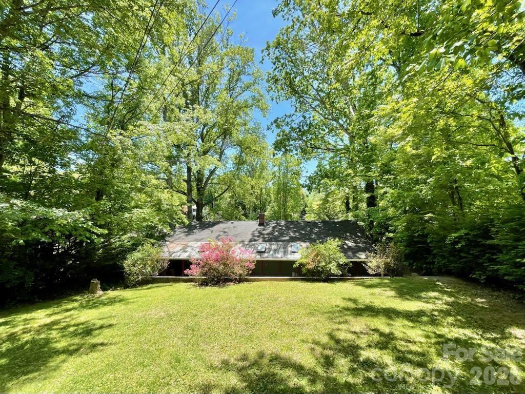213 N Park Lane Property Photo 11