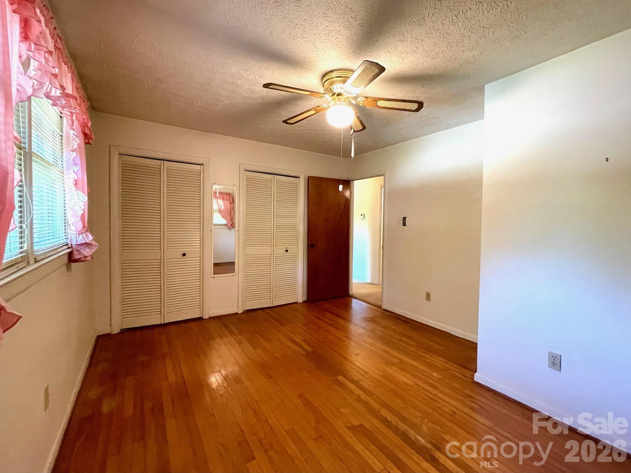 213 N Park Lane Property Photo 13