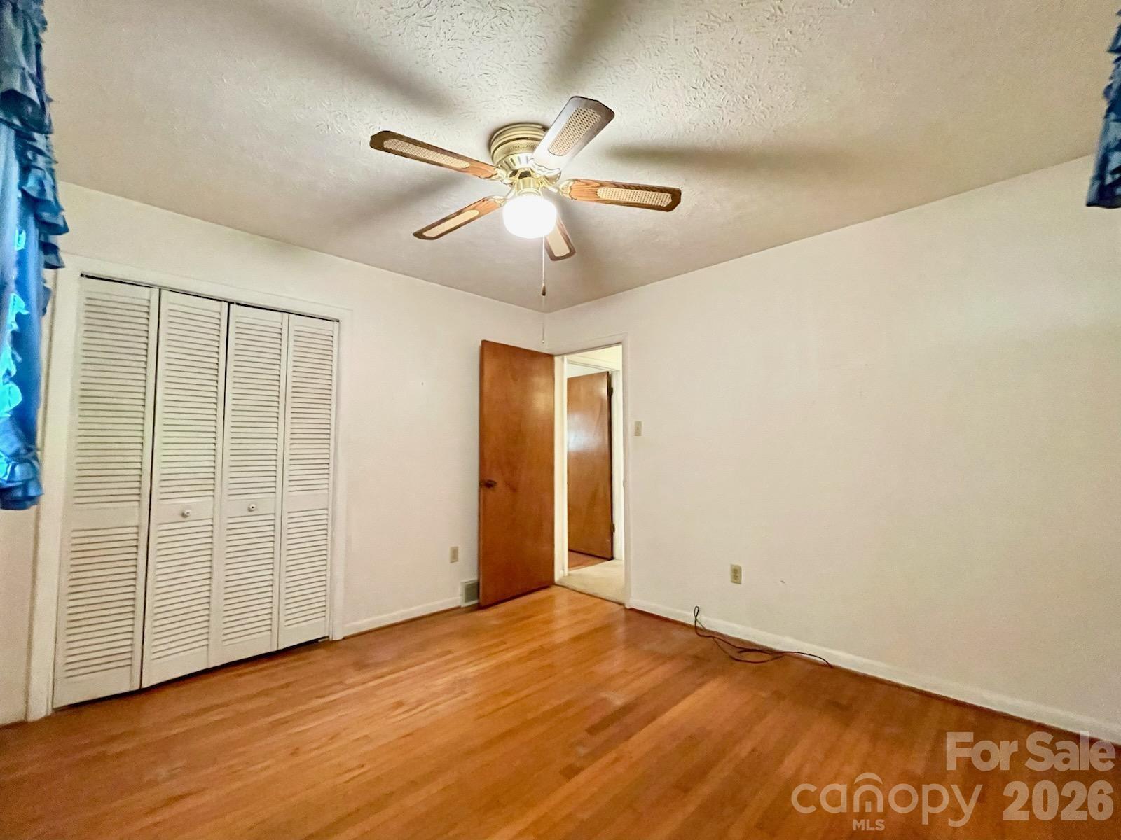 213 N Park Lane Property Photo 15