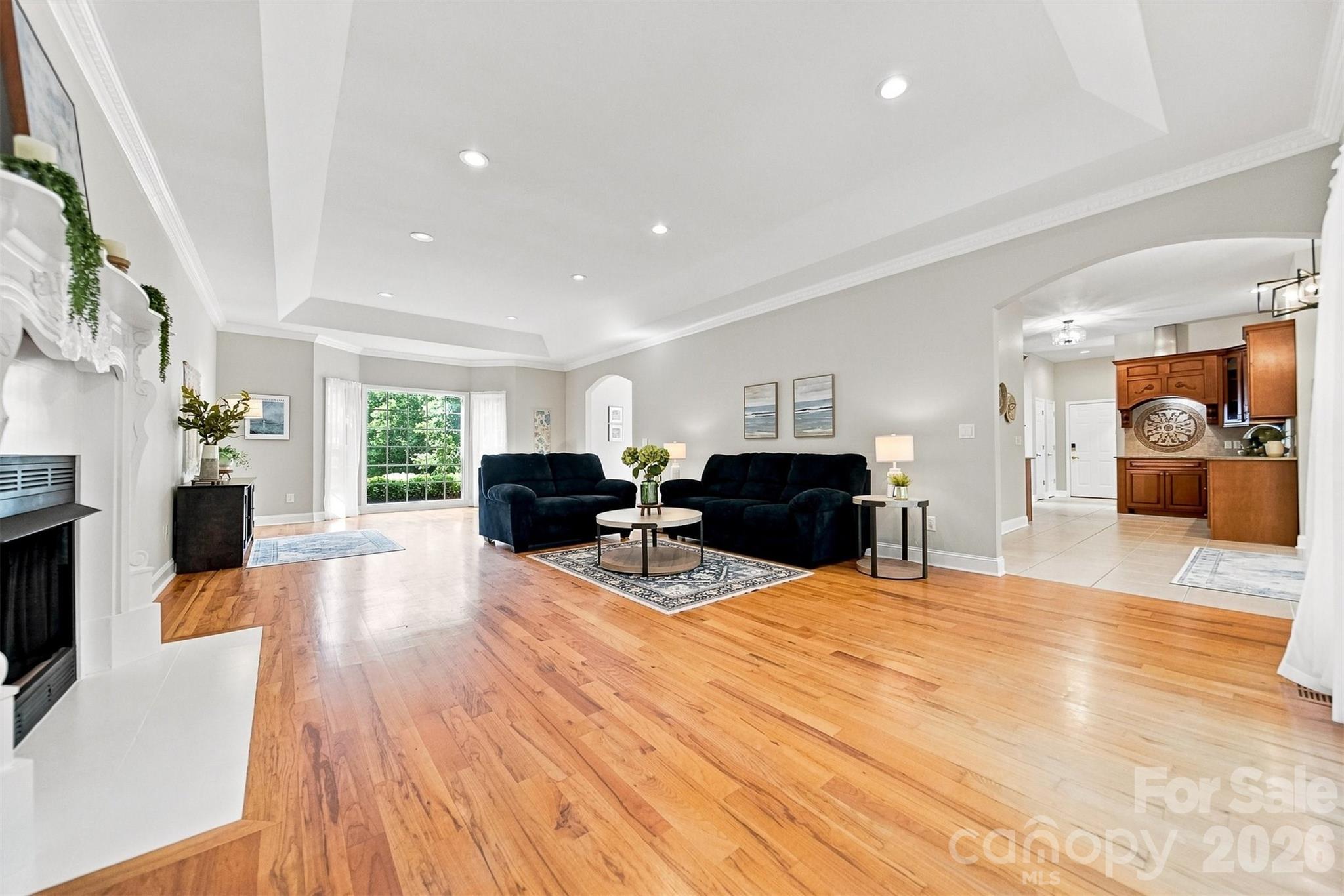 381 Lake Forest Drive Property Photo 14