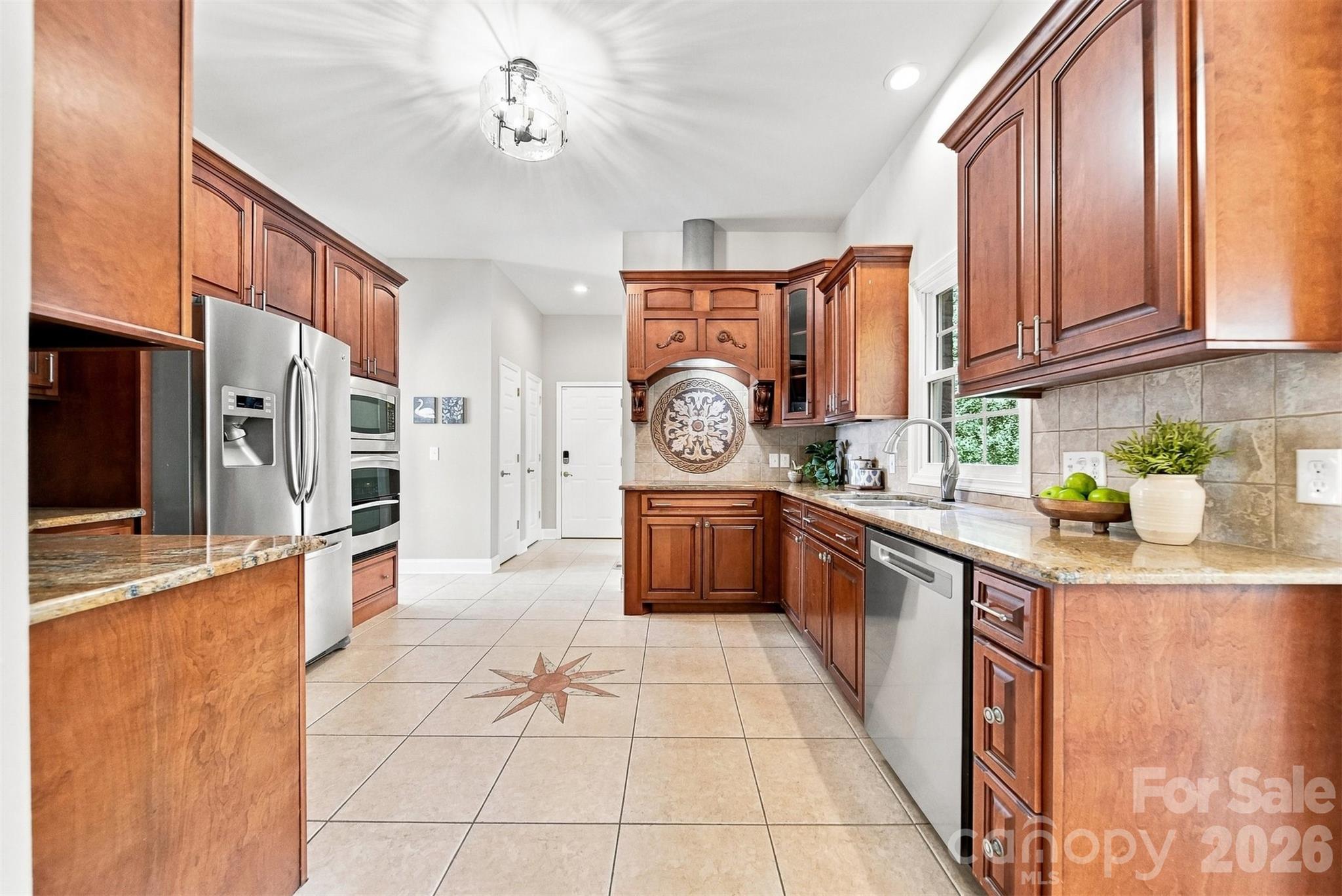 381 Lake Forest Drive Property Photo 18