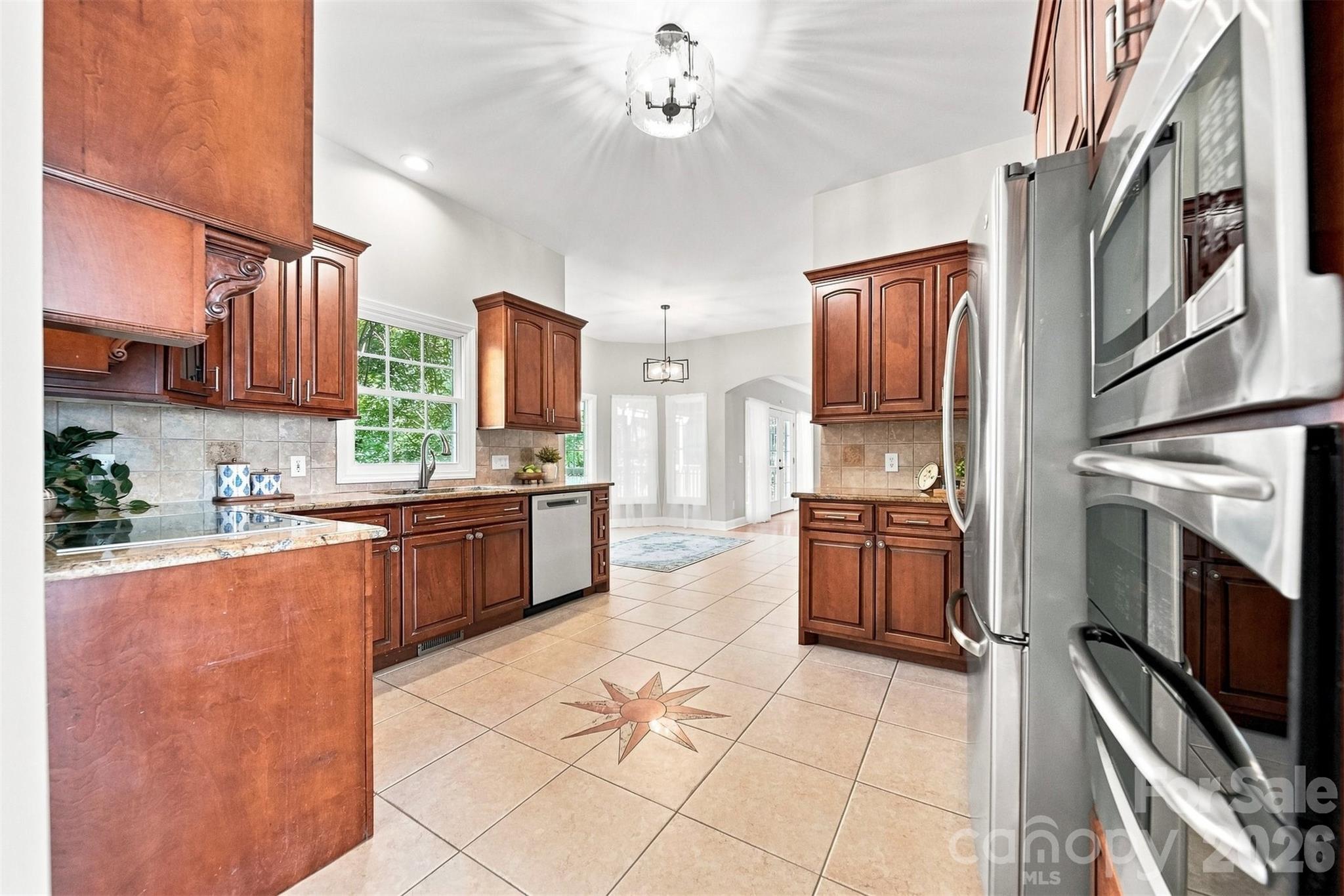 381 Lake Forest Drive Property Photo 20