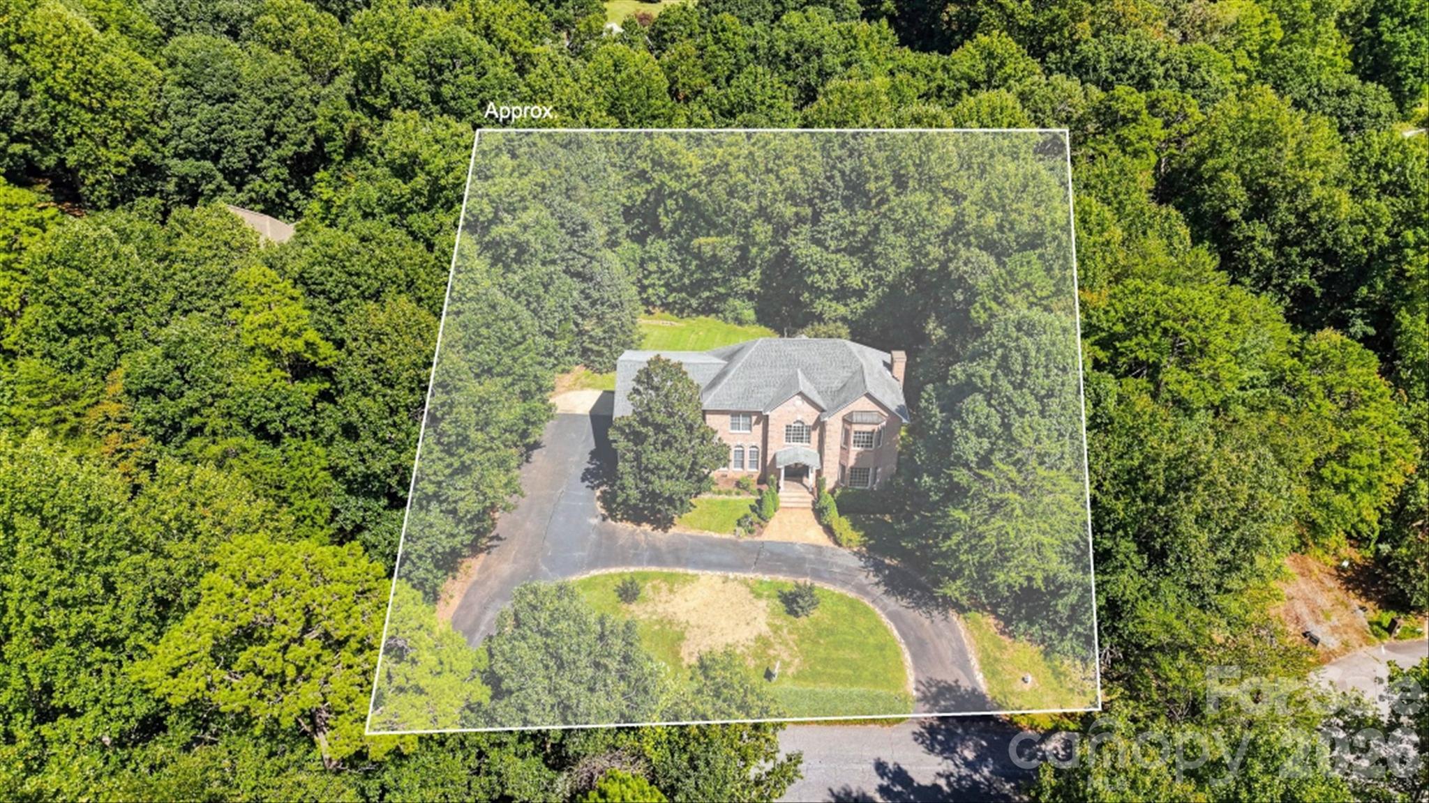 381 Lake Forest Drive Property Photo 47