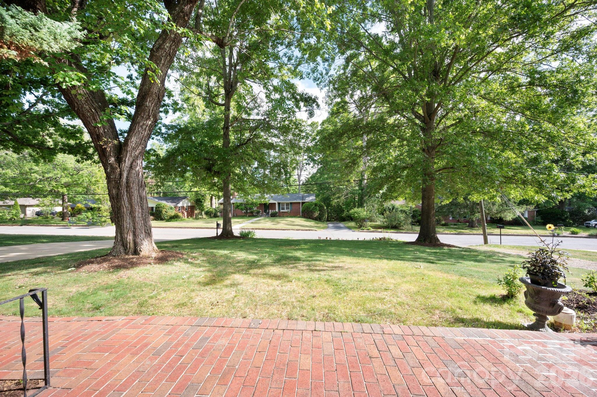 25 Bevlyn Drive Property Photo 31