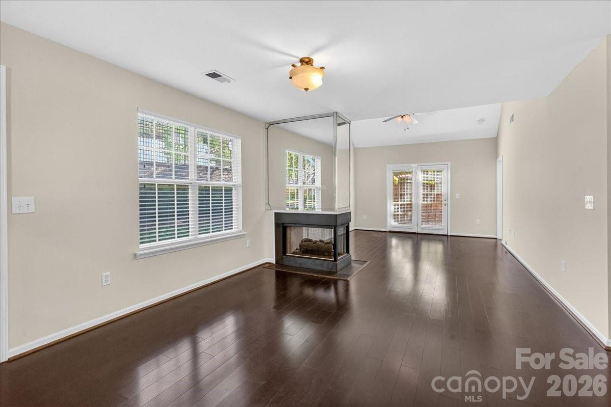 8935 Houston Ridge Road Property Photo 5
