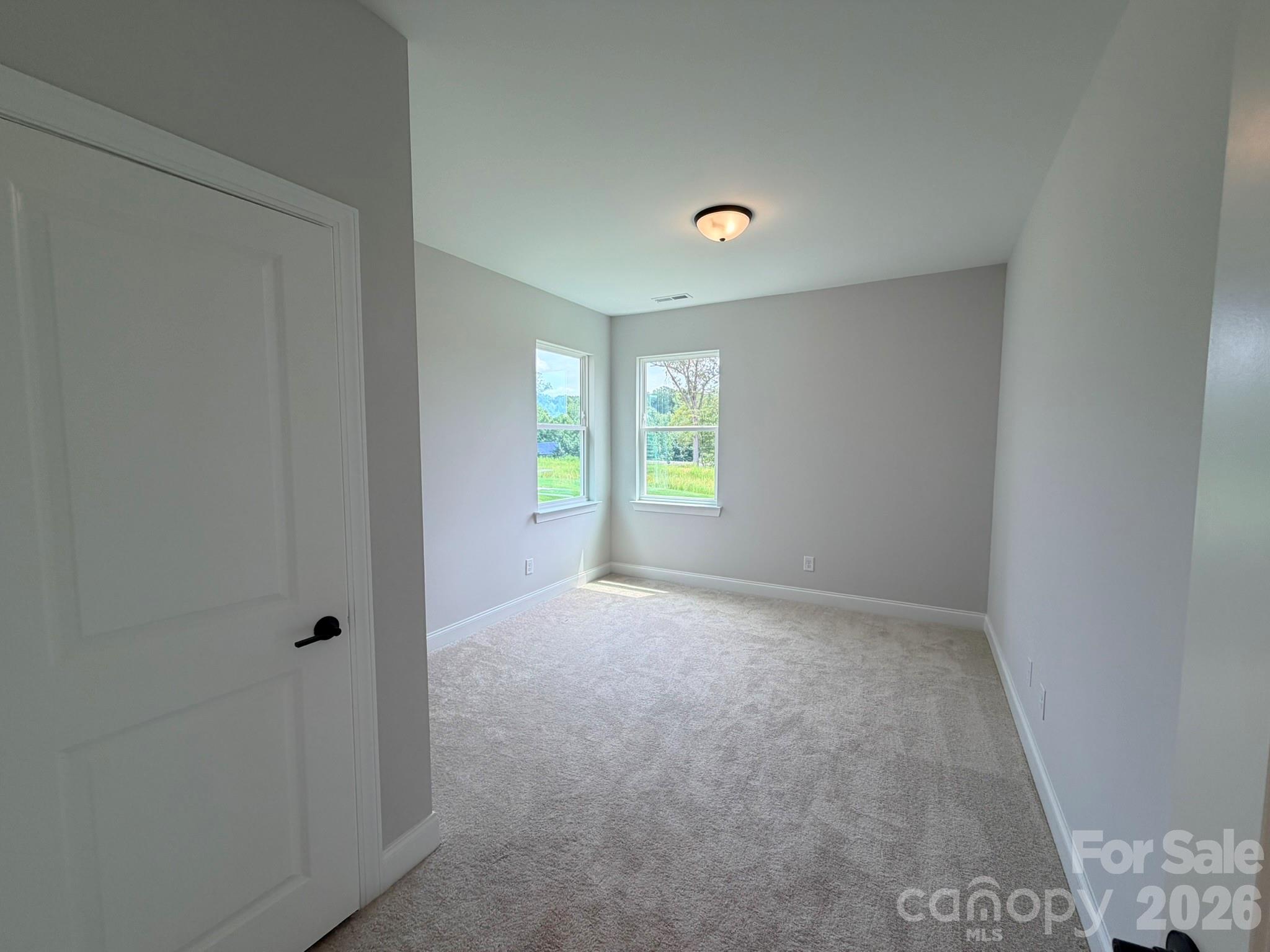 153 Grouse Run Way Property Photo 5