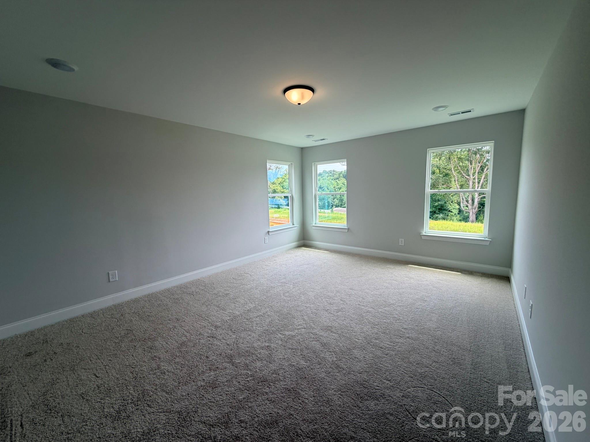 153 Grouse Run Way Property Photo 8