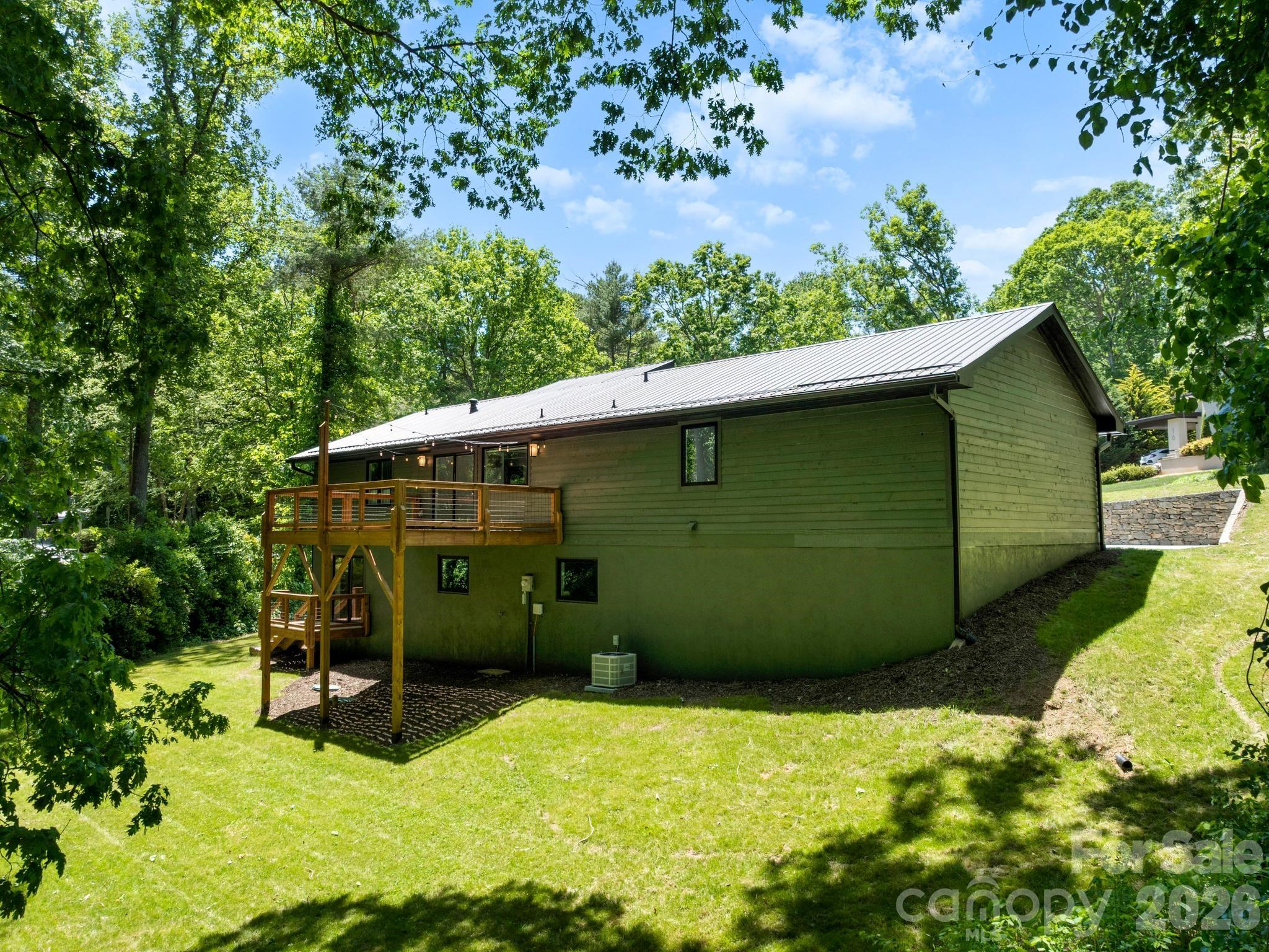17 Muirfield Drive Property Photo 10