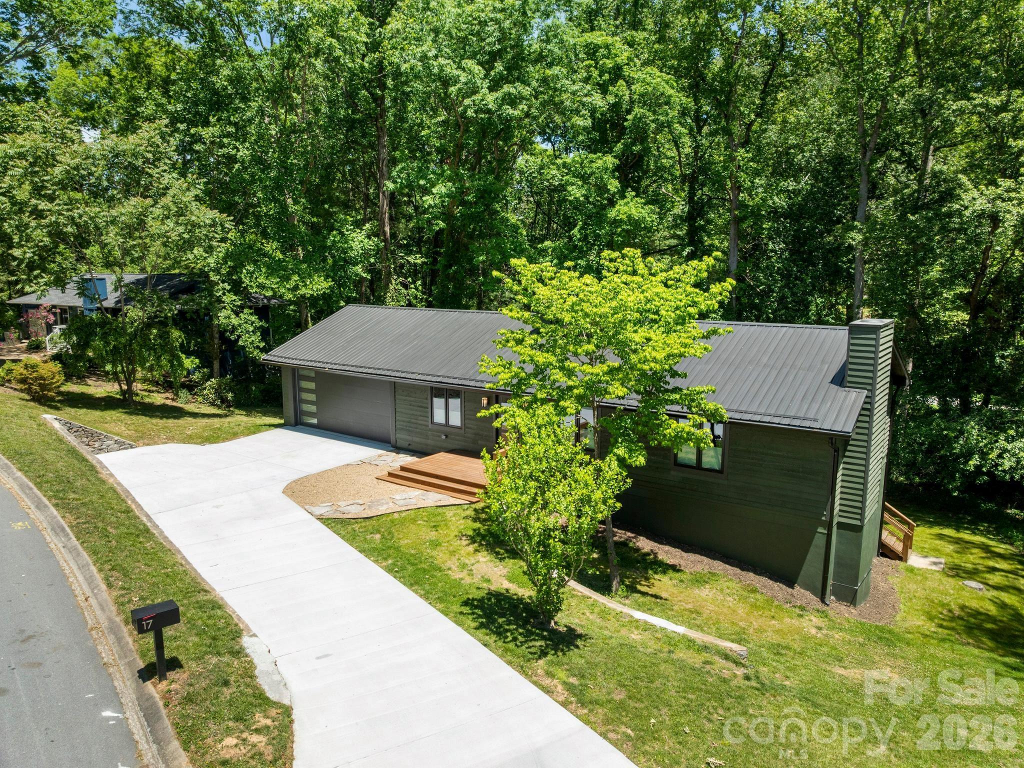 17 Muirfield Drive Property Photo 12