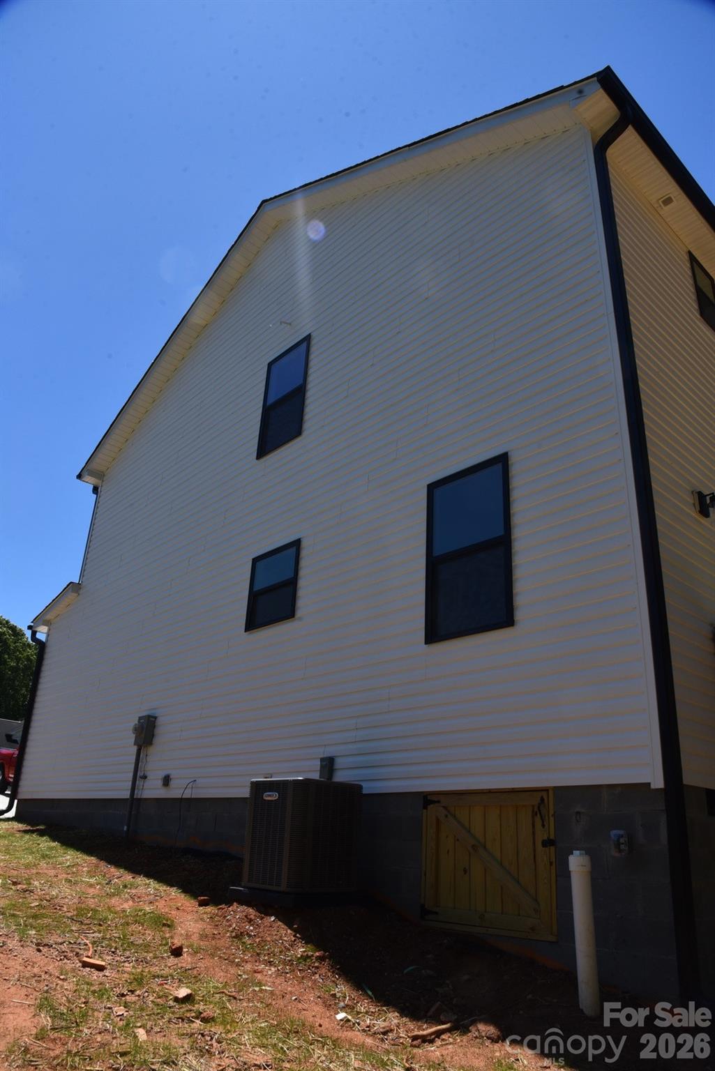 1134 Lyndsey Brooke Court Property Photo 4