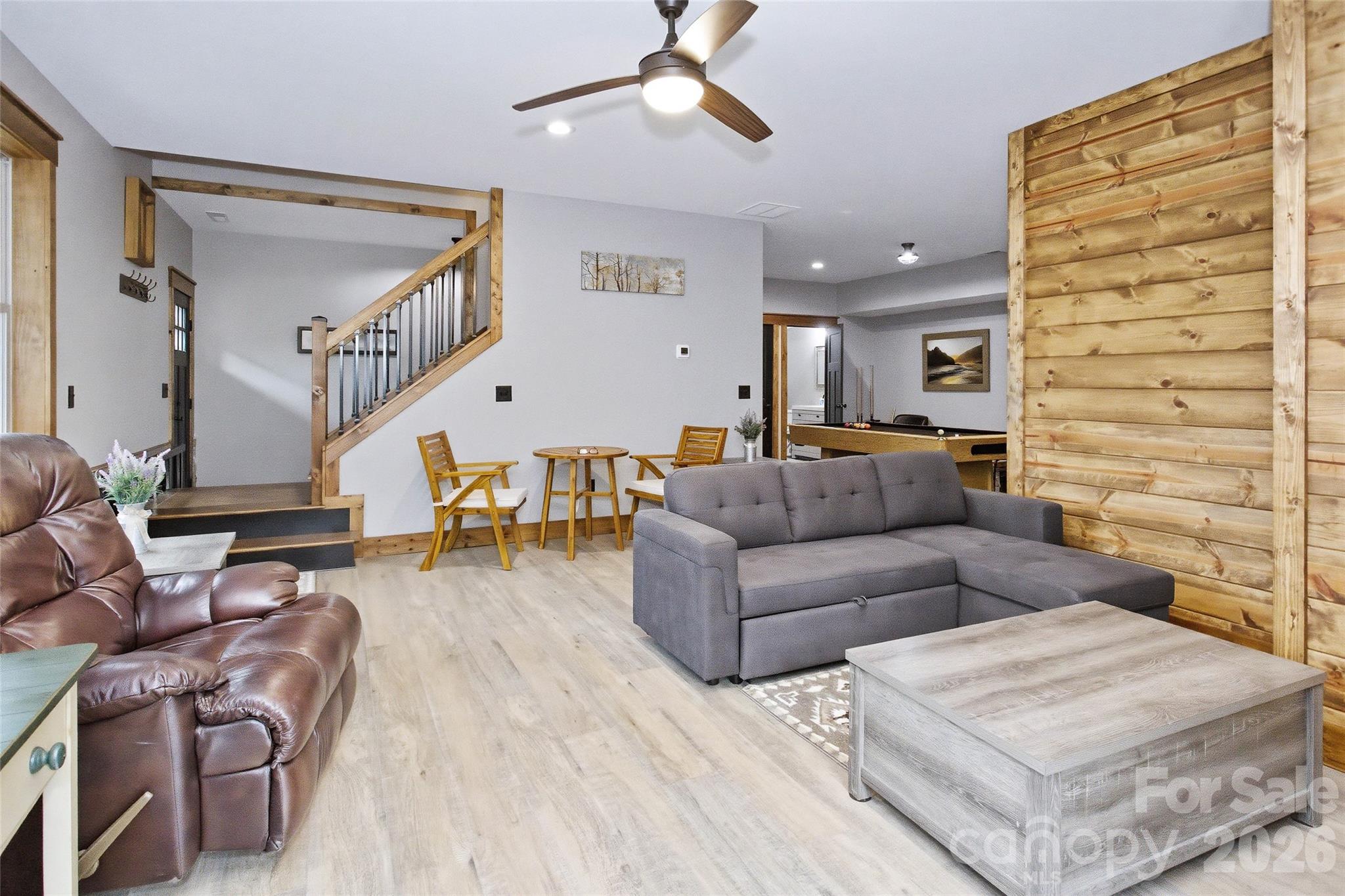 211 Wimbledon Court Property Photo 29