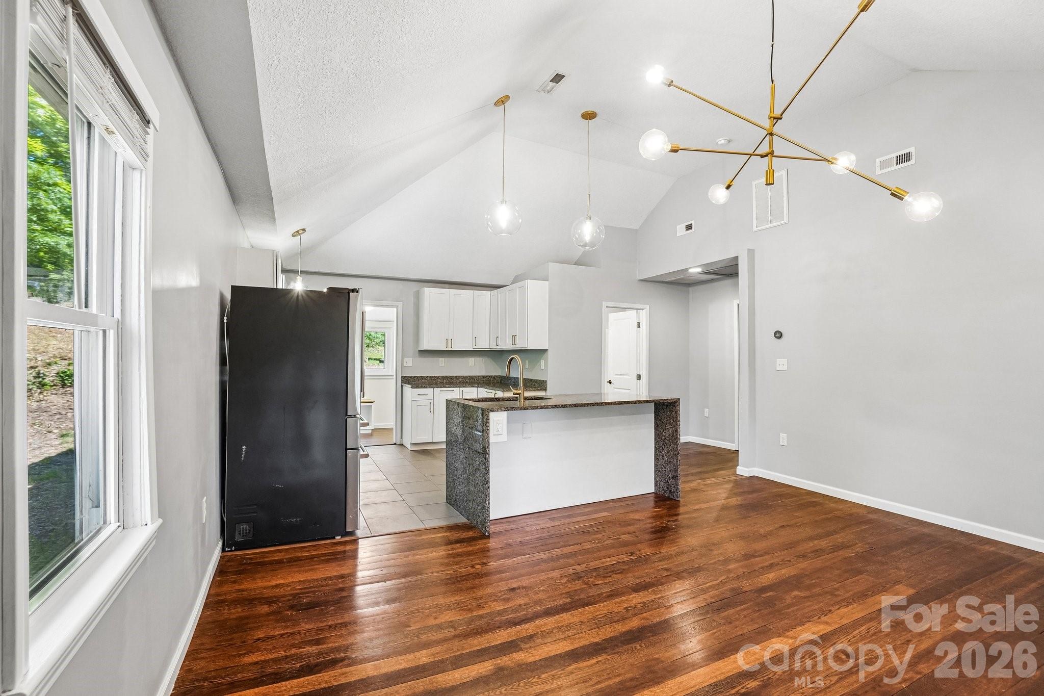3 View Street Property Photo 7