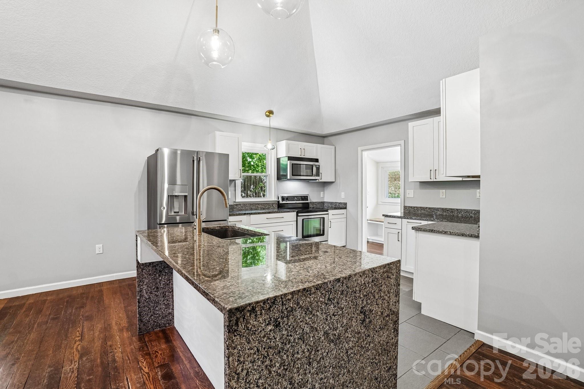 3 View Street Property Photo 9