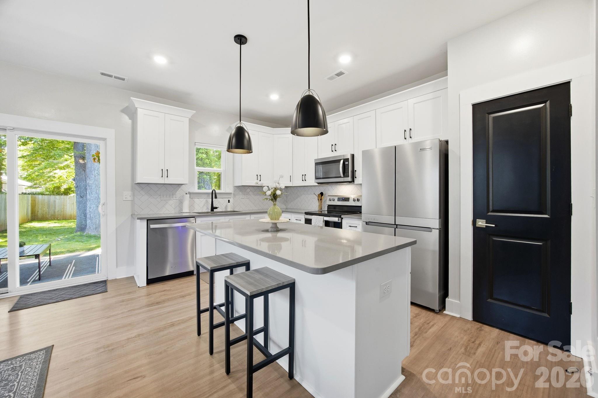 831 Mcarthur Avenue Property Photo 10