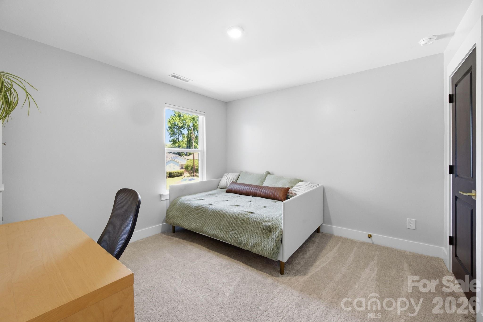 831 Mcarthur Avenue Property Photo 14