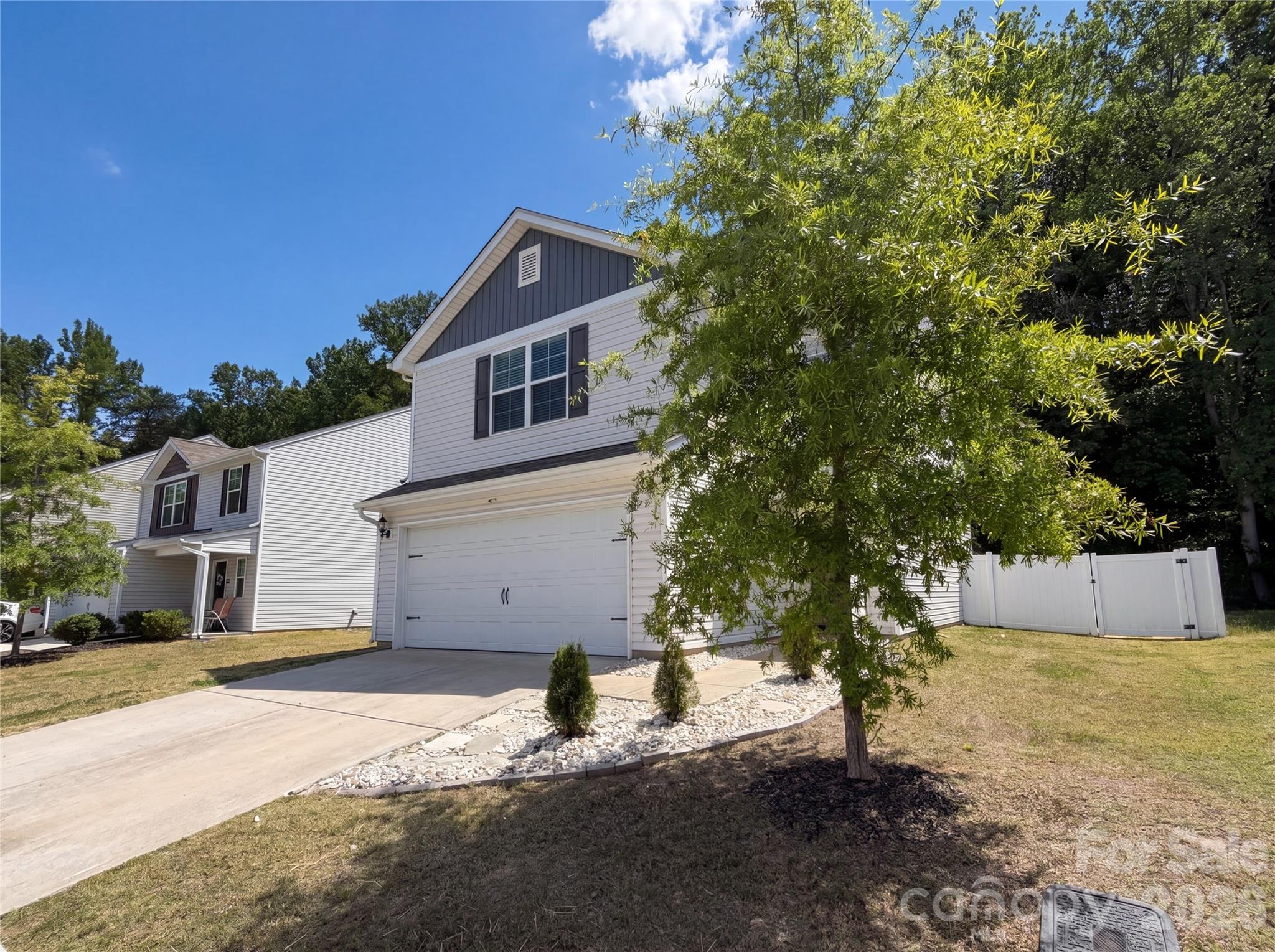 330 Waterstone Drive Property Photo 1