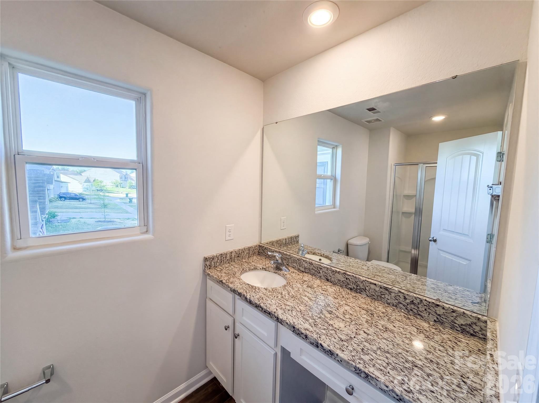 330 Waterstone Drive Property Photo 9