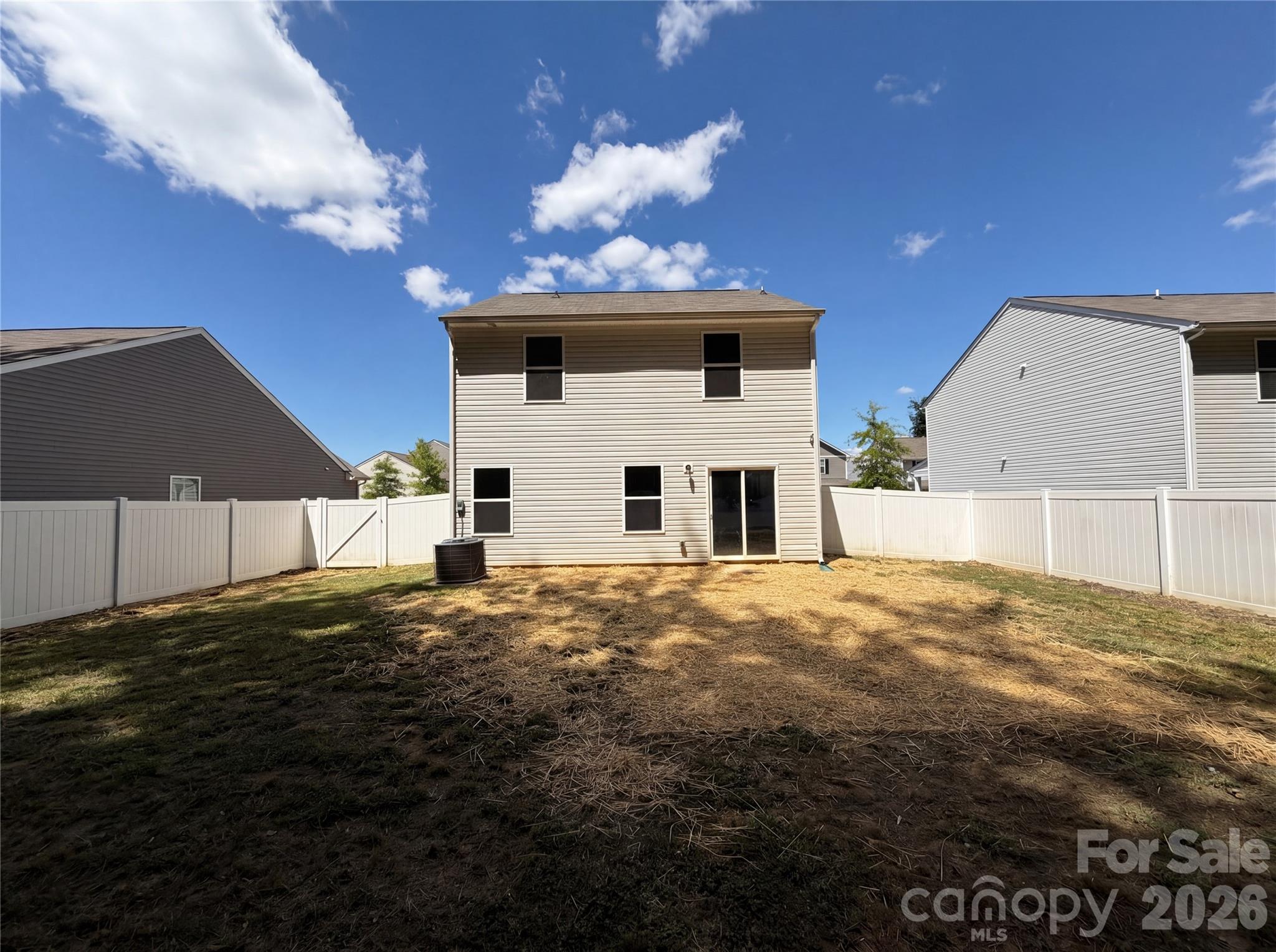 330 Waterstone Drive Property Photo 16