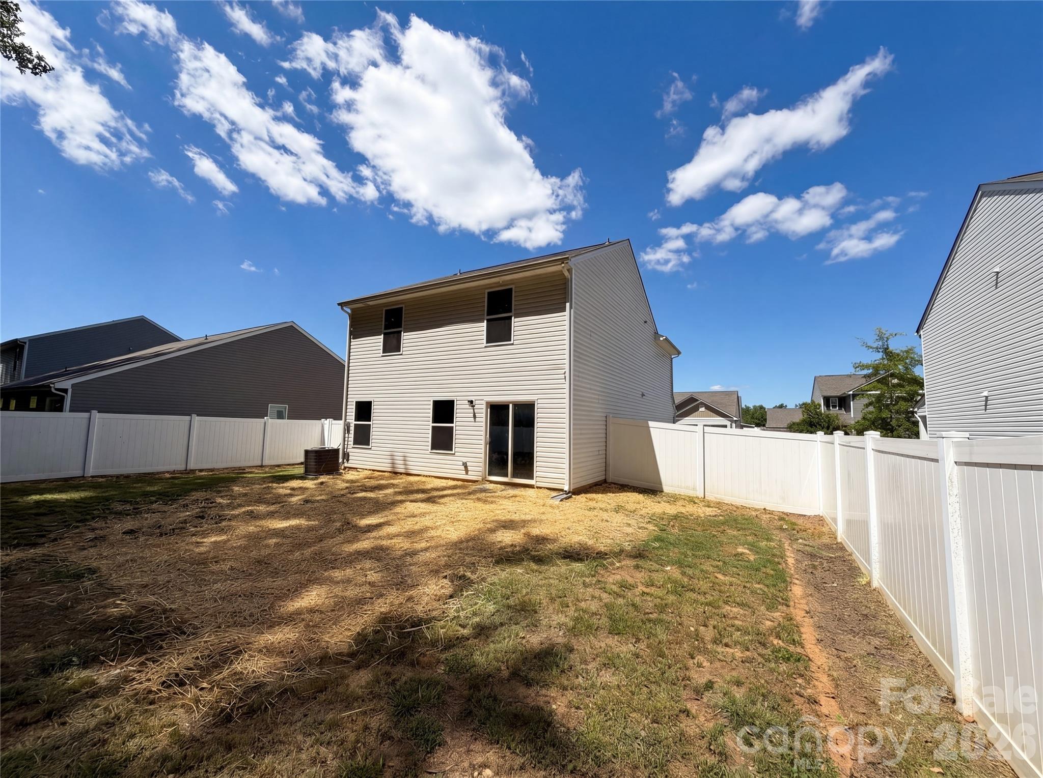 330 Waterstone Drive Property Photo 17