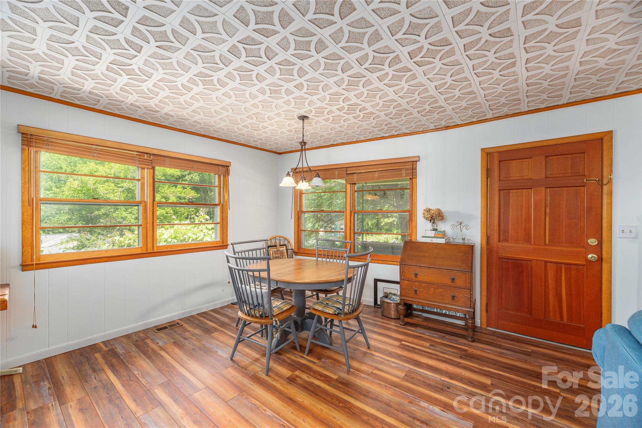 868 Cabin Flats Road Property Photo 5
