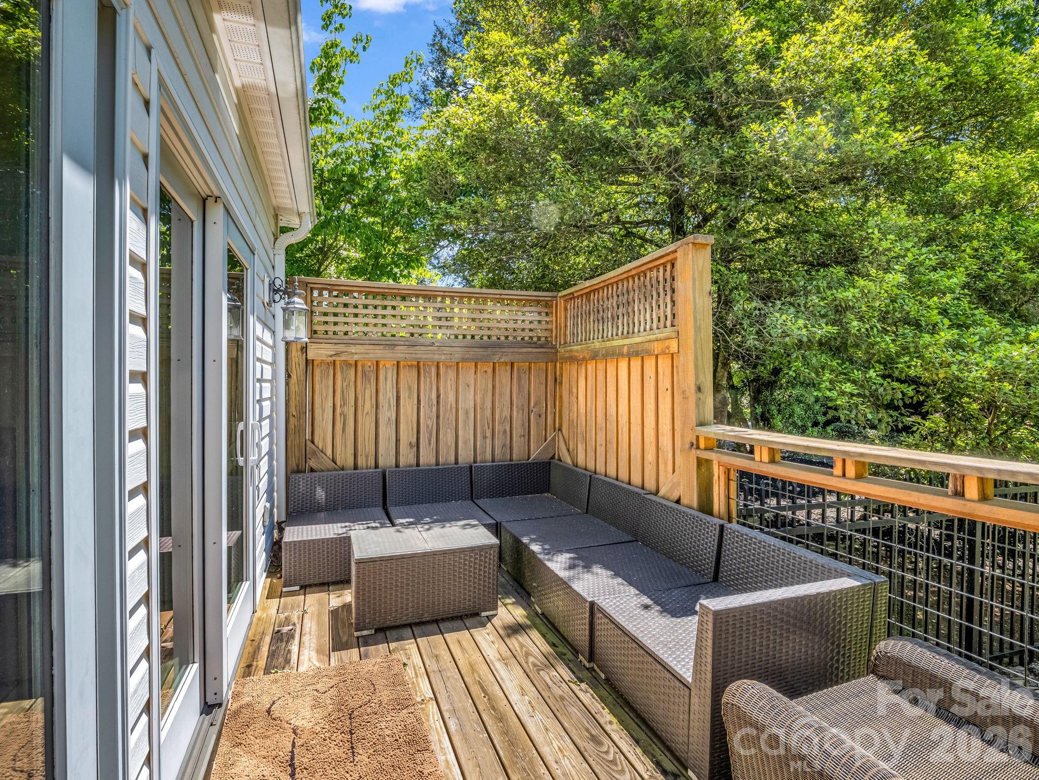 536 Maple Street Property Photo 15