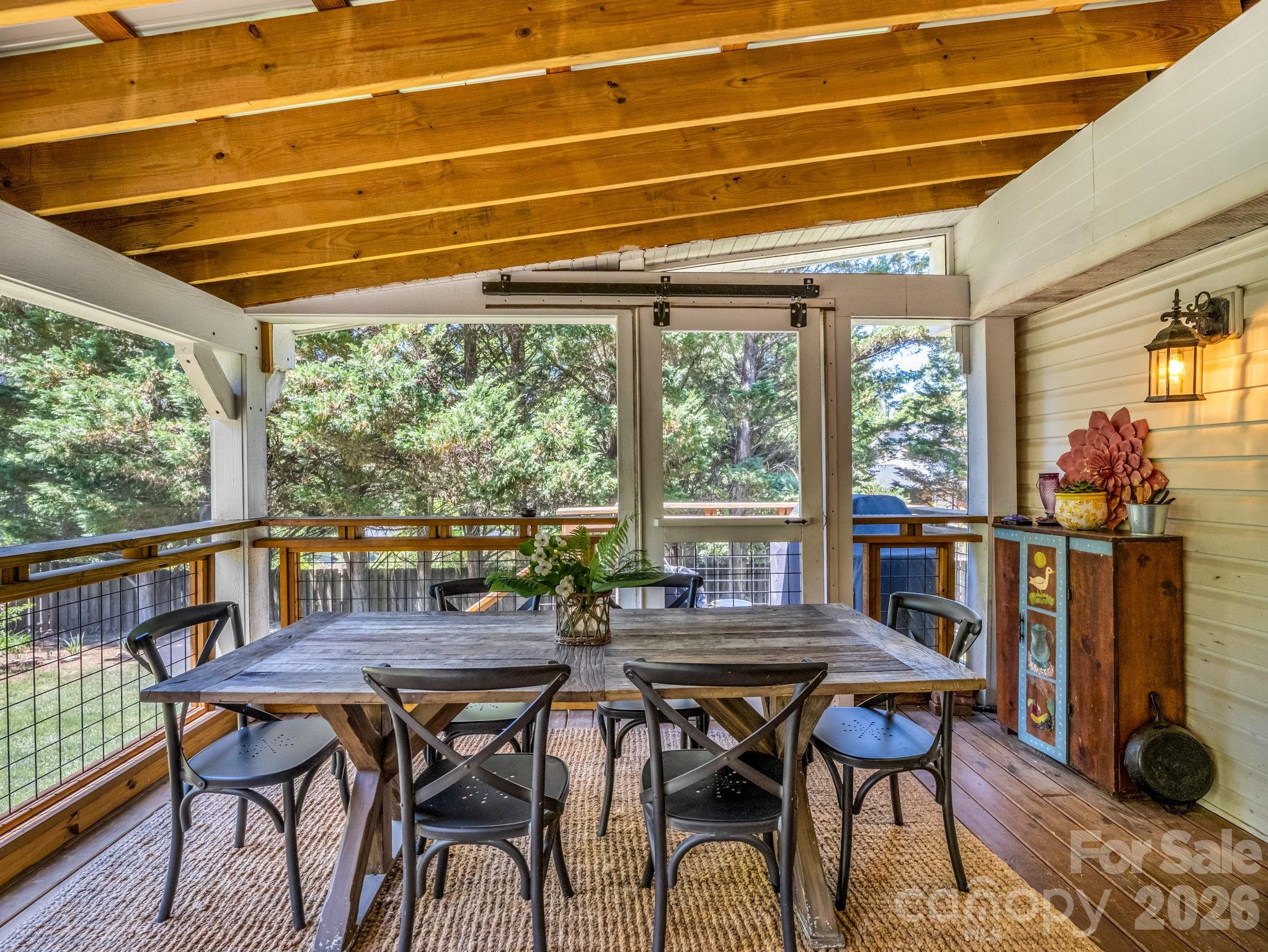 536 Maple Street Property Photo 21