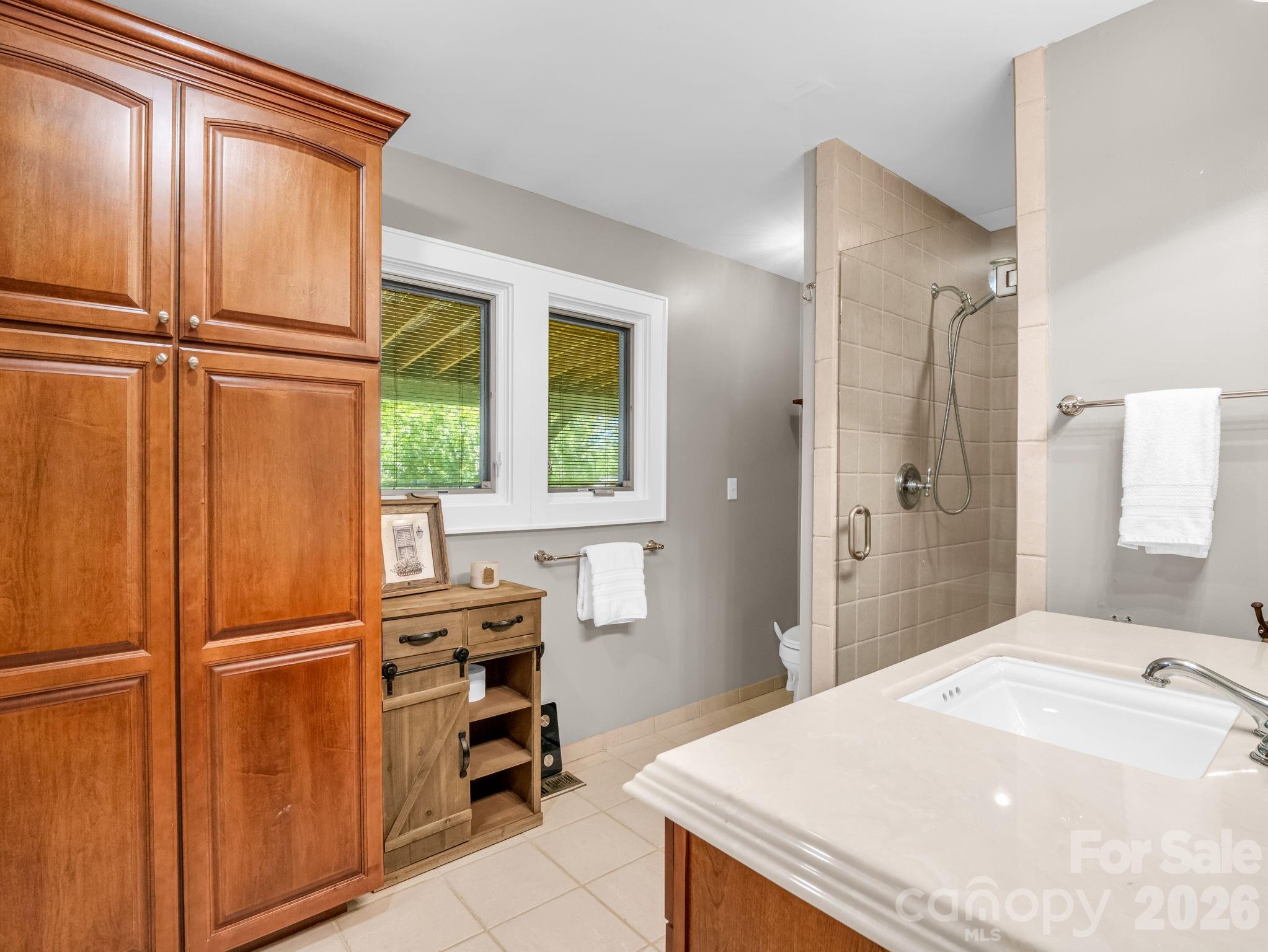 536 Maple Street Property Photo 26