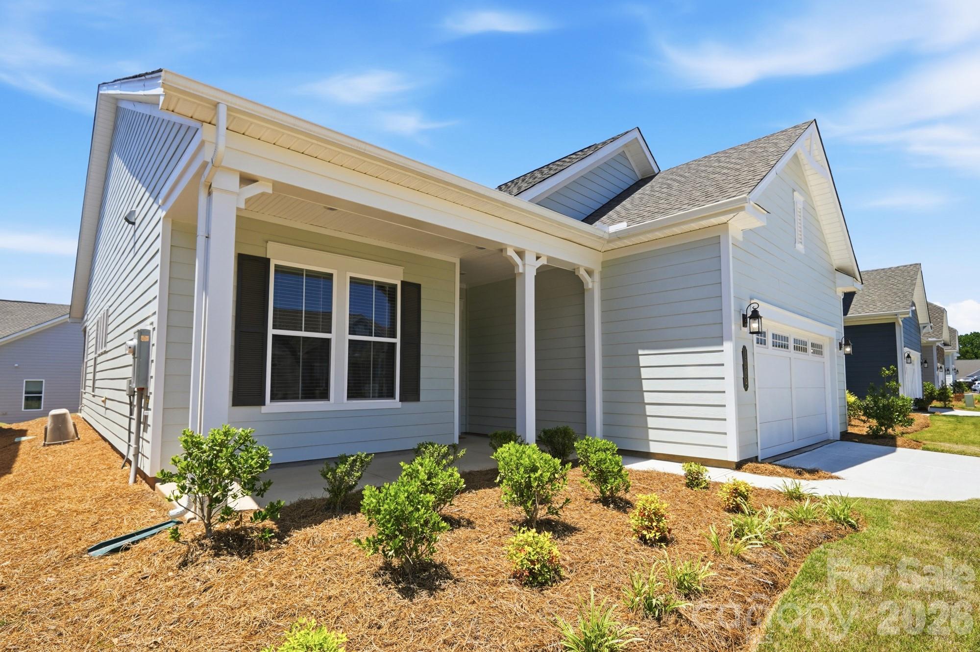 1009 Ballyfin Way Property Photo 3