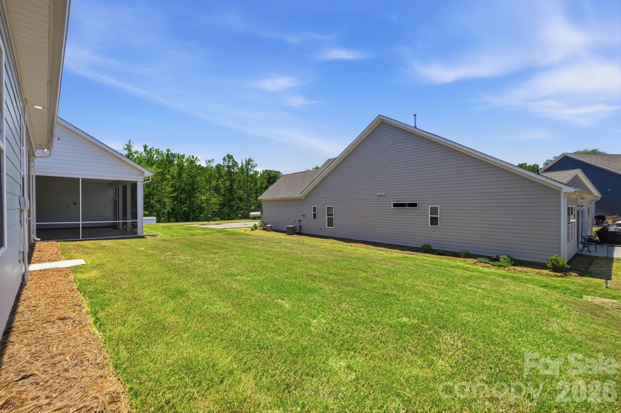 1009 Ballyfin Way Property Photo 12
