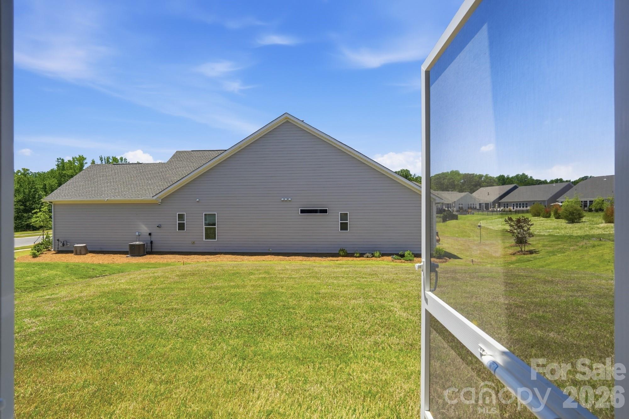 1009 Ballyfin Way Property Photo 15