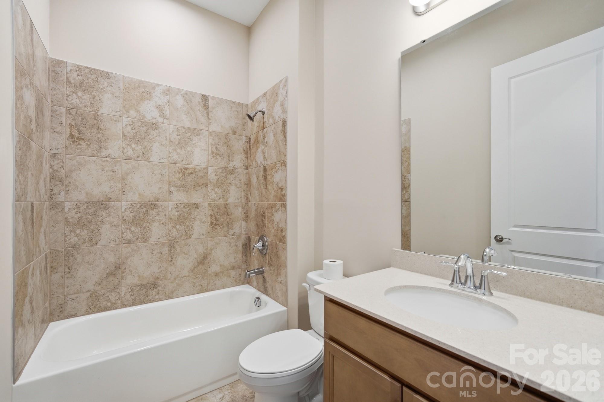 1009 Ballyfin Way Property Photo 33