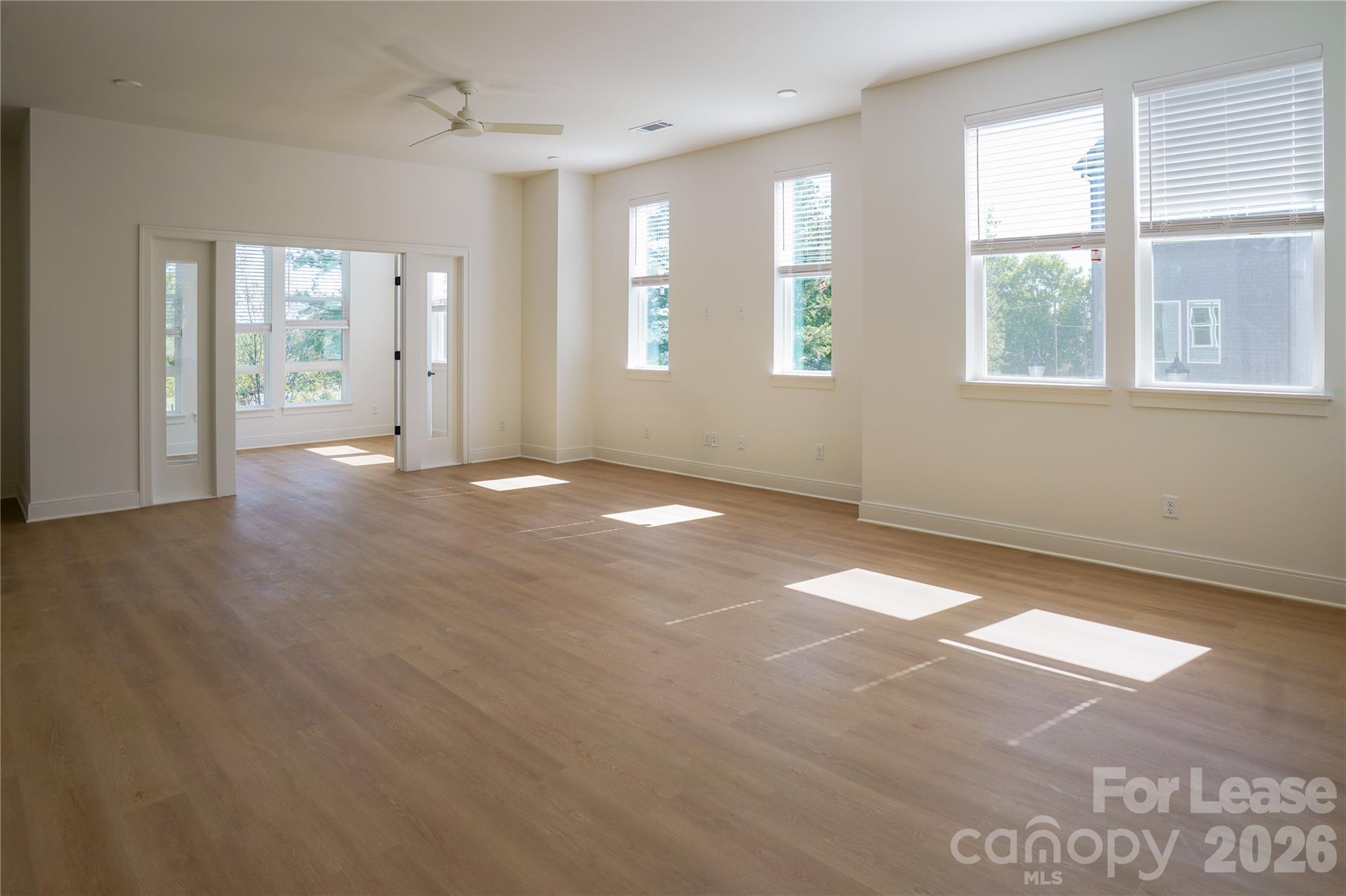 11902 Elm Lane C1 Property Photo 33