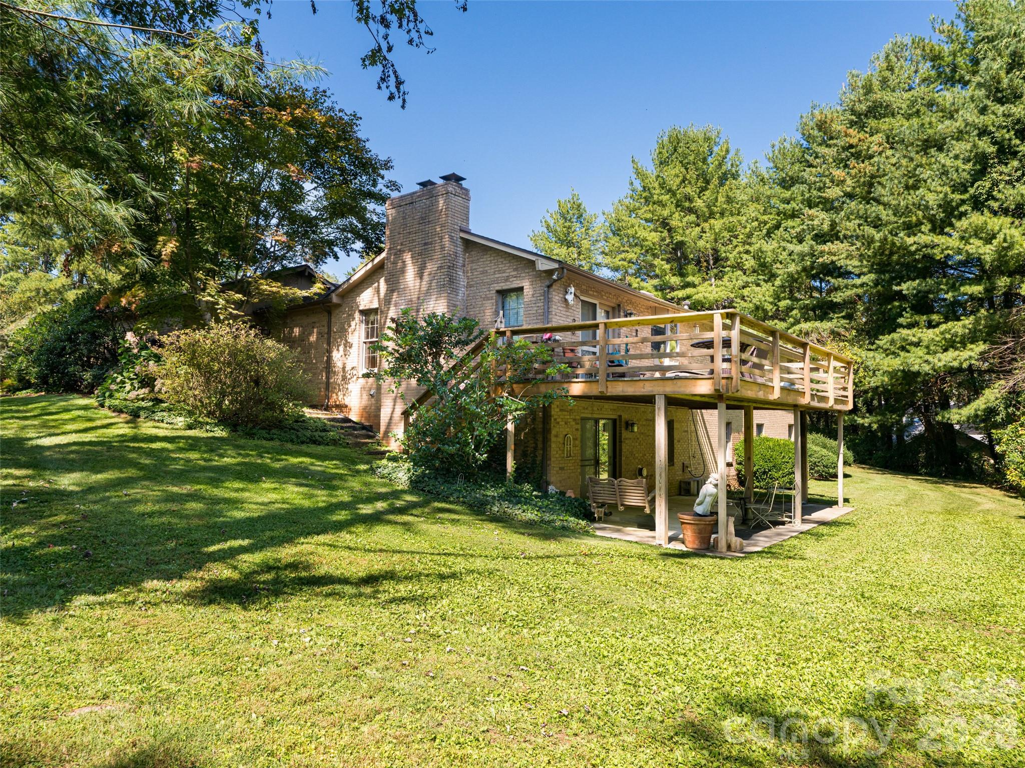 40 Applecross Road Property Photo 12