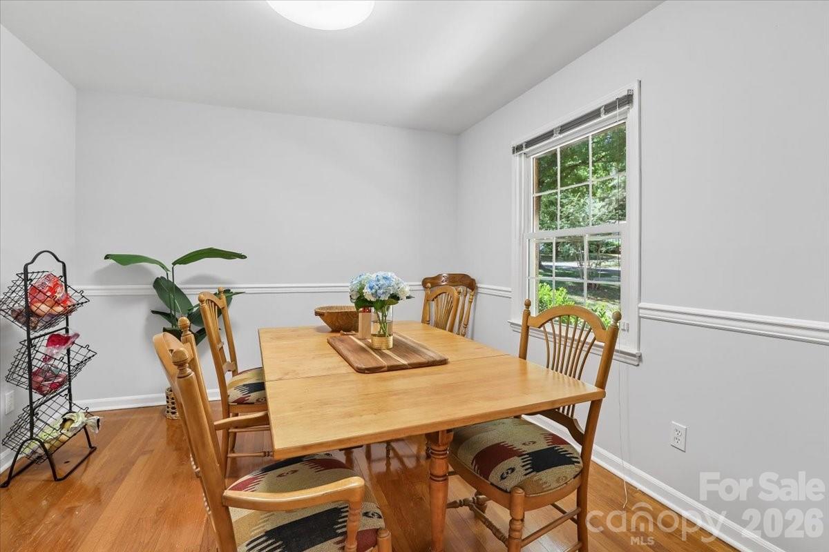 13507 Four Oaks Lane Property Photo 9